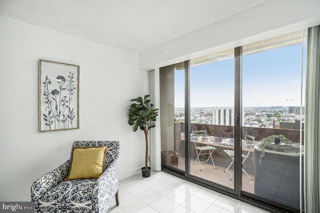 CENTER CITY ONE - Residential