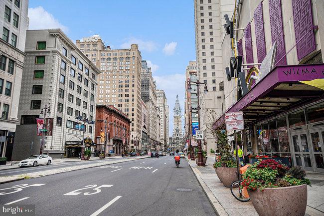 CENTER CITY ONE - Residential