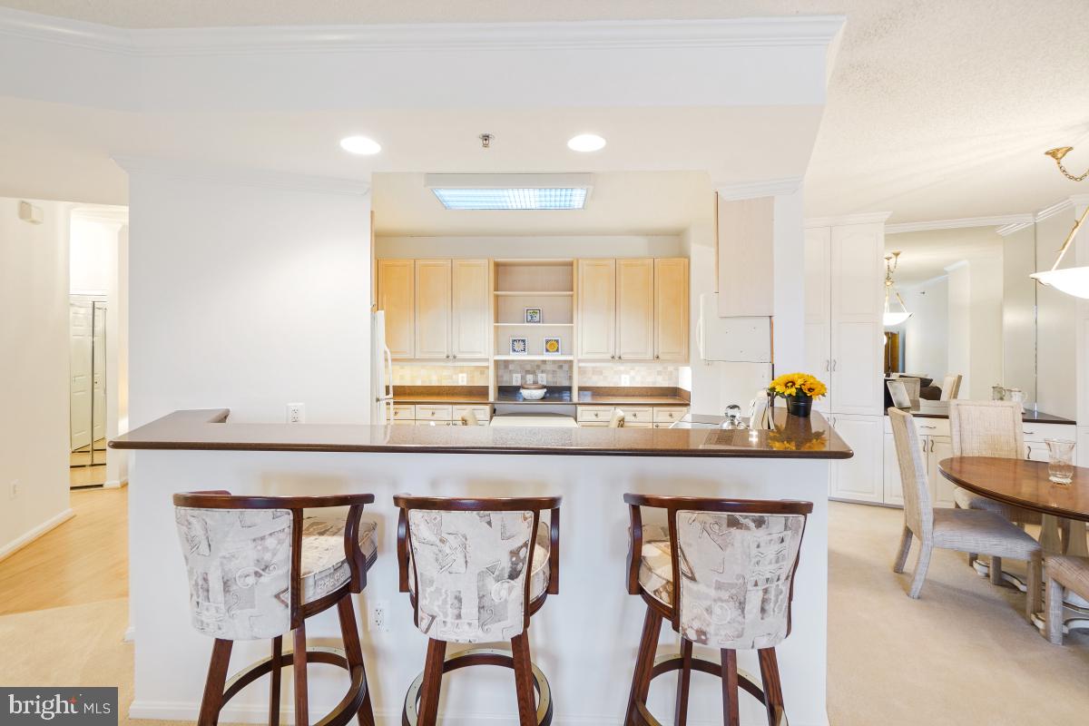 VANTAGE POINT WEST AT LW - Residential