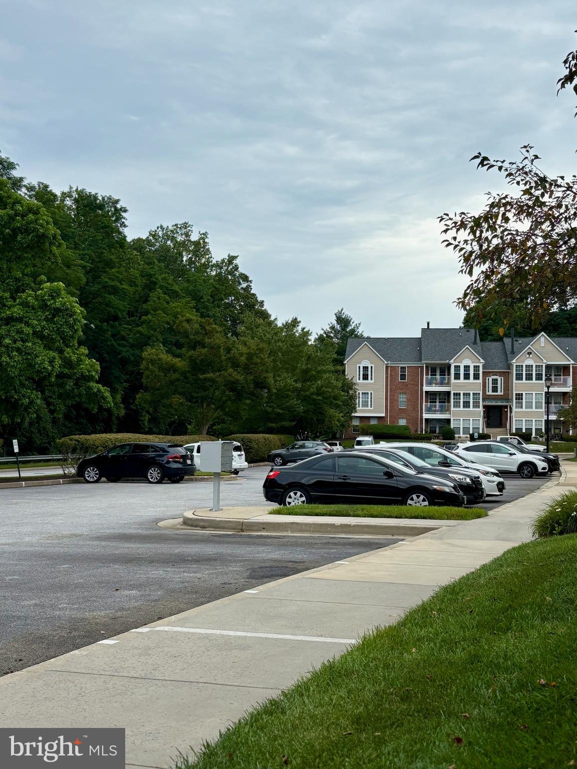 3113 KATEWOOD COURT 3113