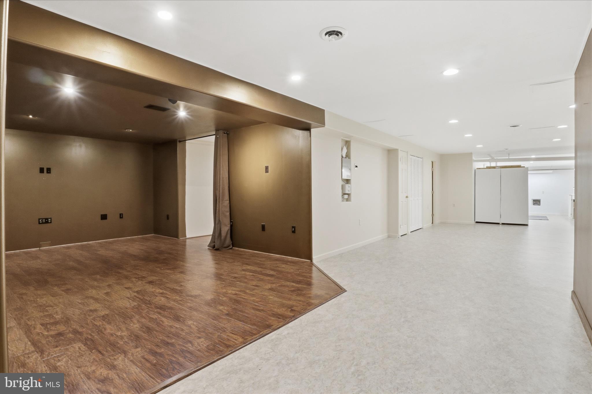 ARDMORE WOODS - Residential