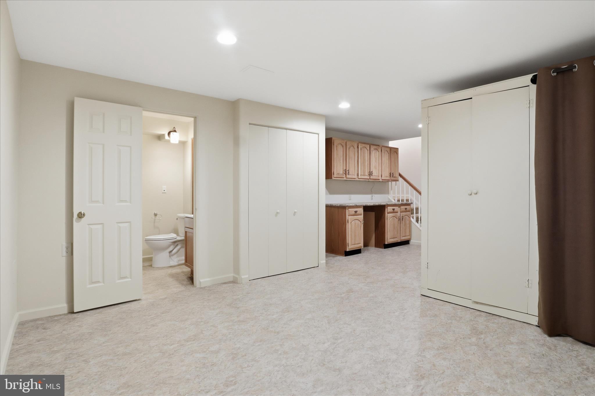 ARDMORE WOODS - Residential