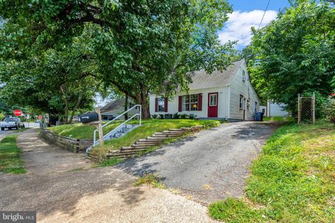 259 MOSEBY DRIVE MANASSAS PARK VA 20111
