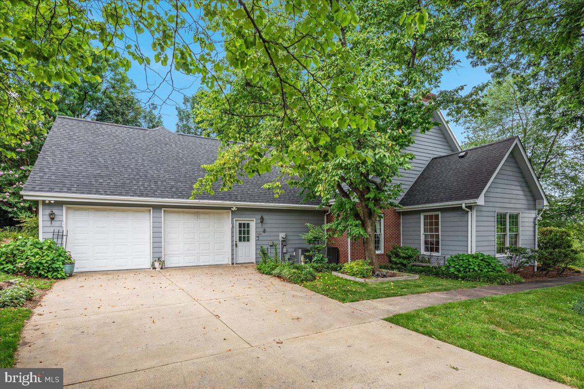 MEADOW BRANCH - Residential