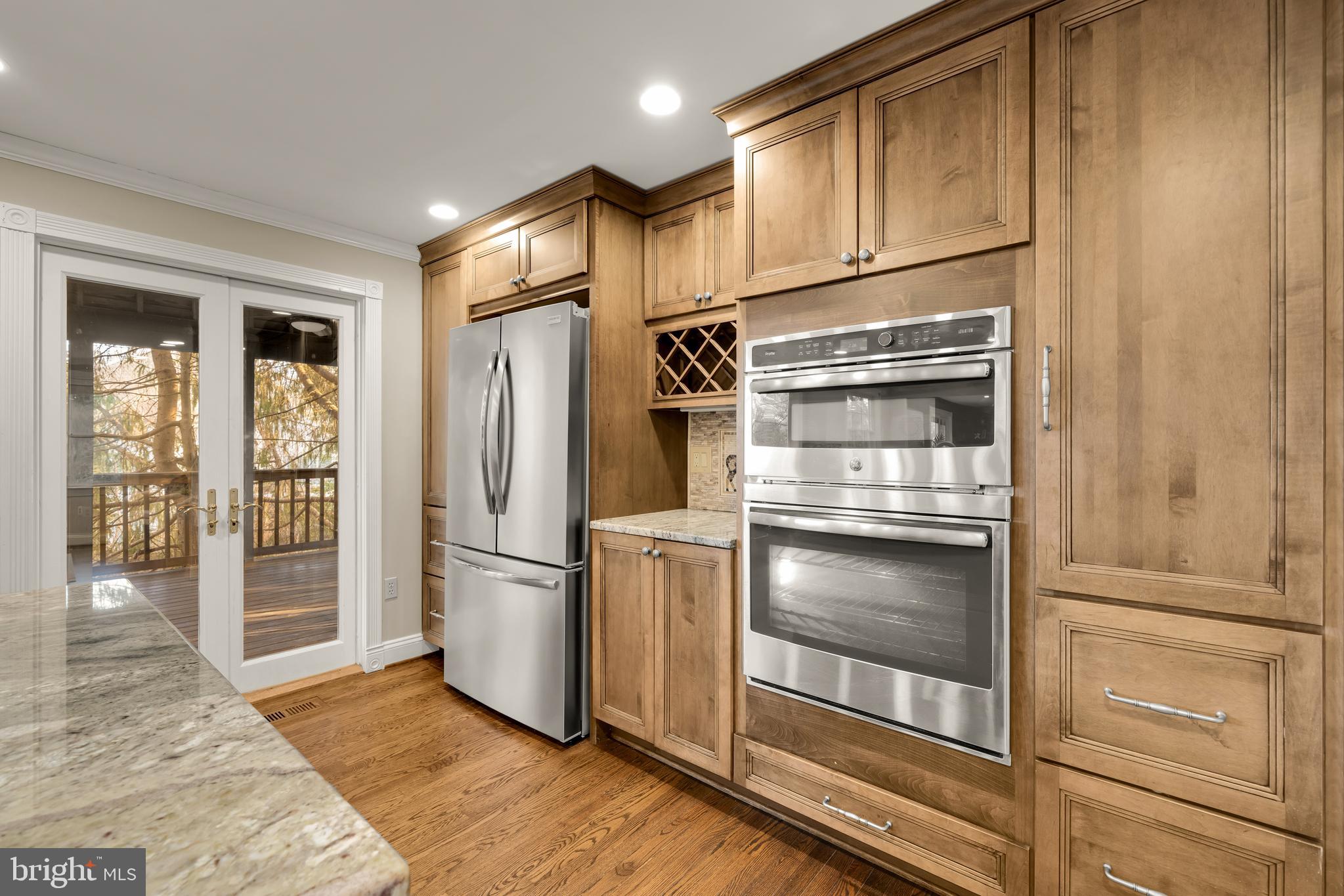 LEXINGTON ESTATES - Residential