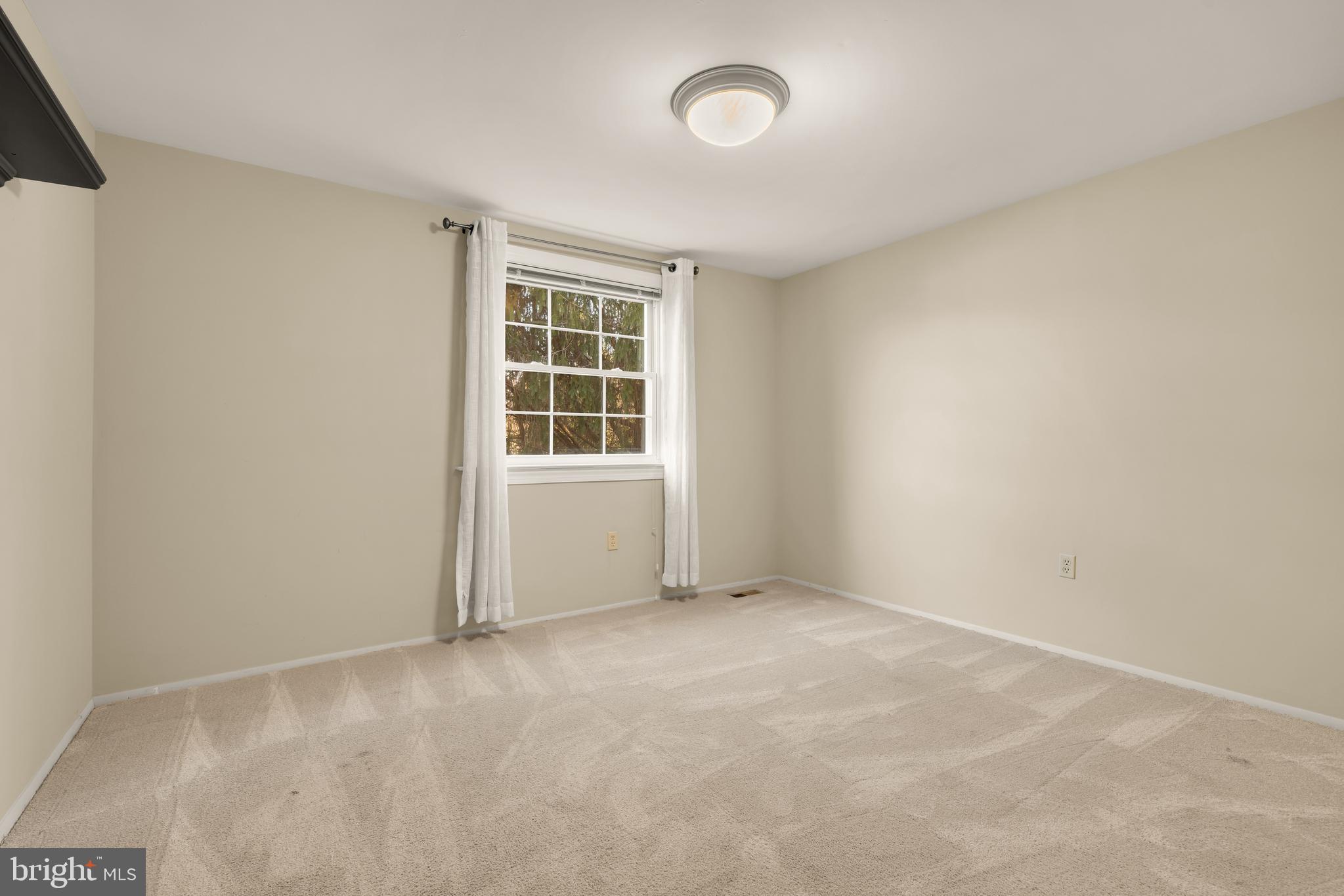 LEXINGTON ESTATES - Residential