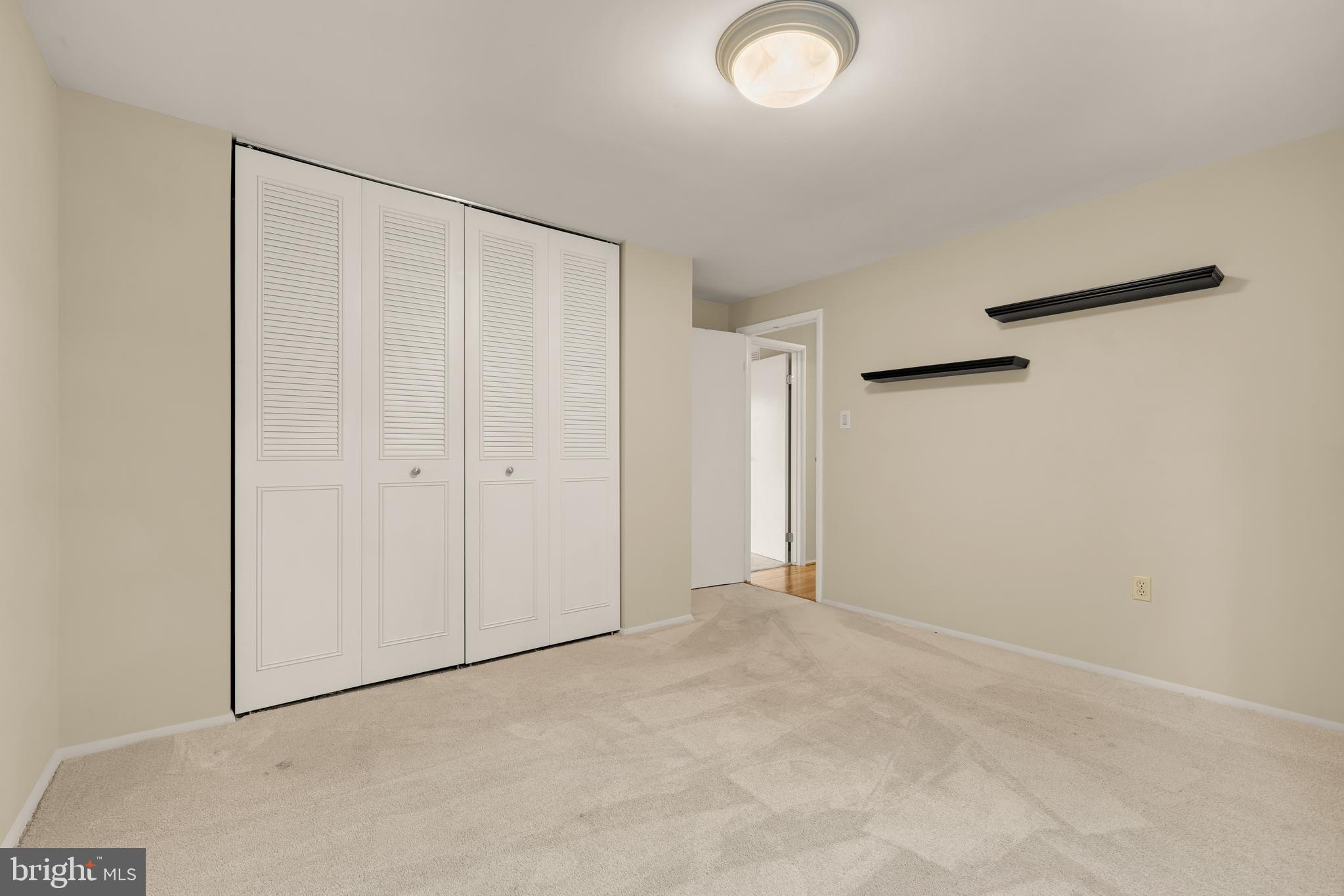 LEXINGTON ESTATES - Residential