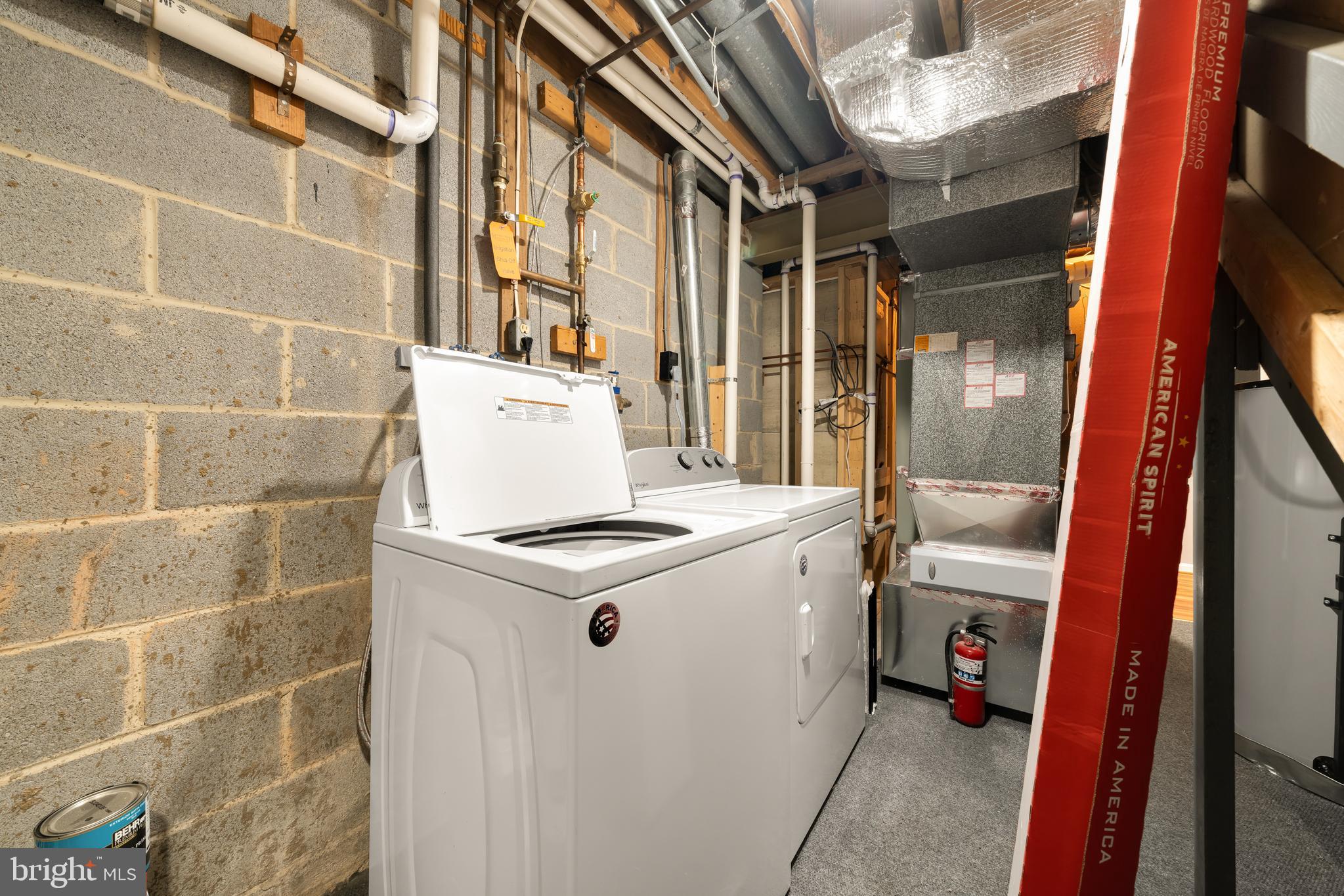 LEXINGTON ESTATES - Residential