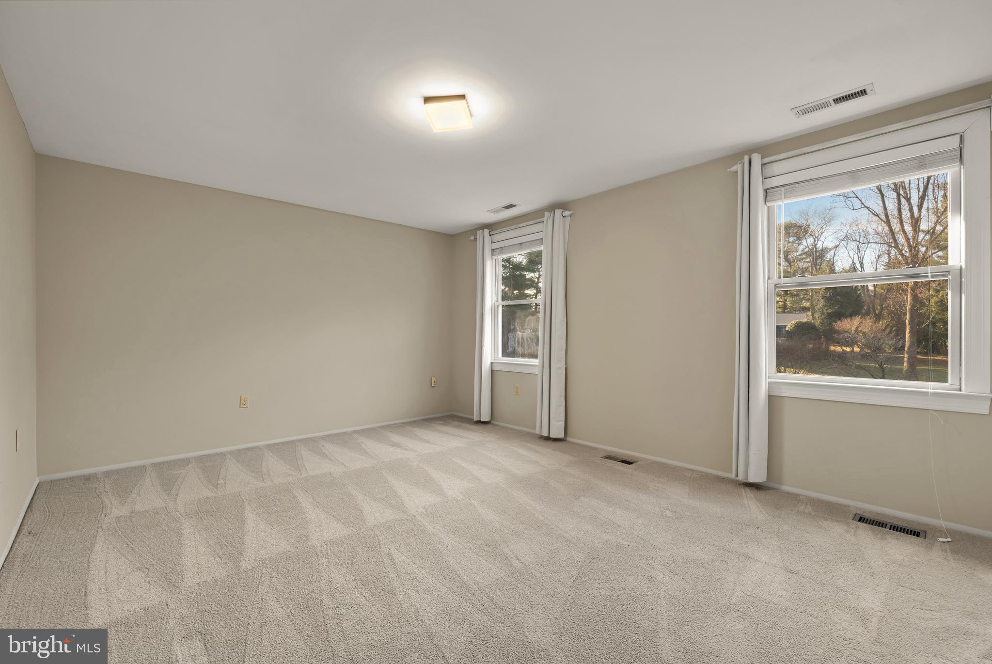 LEXINGTON ESTATES - Residential