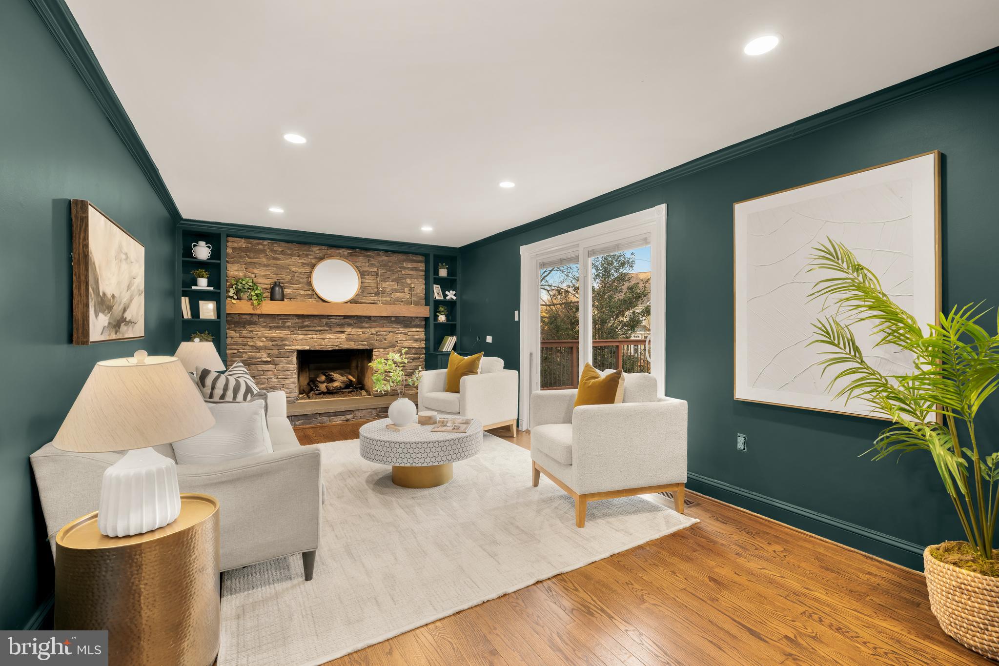 LEXINGTON ESTATES - Residential