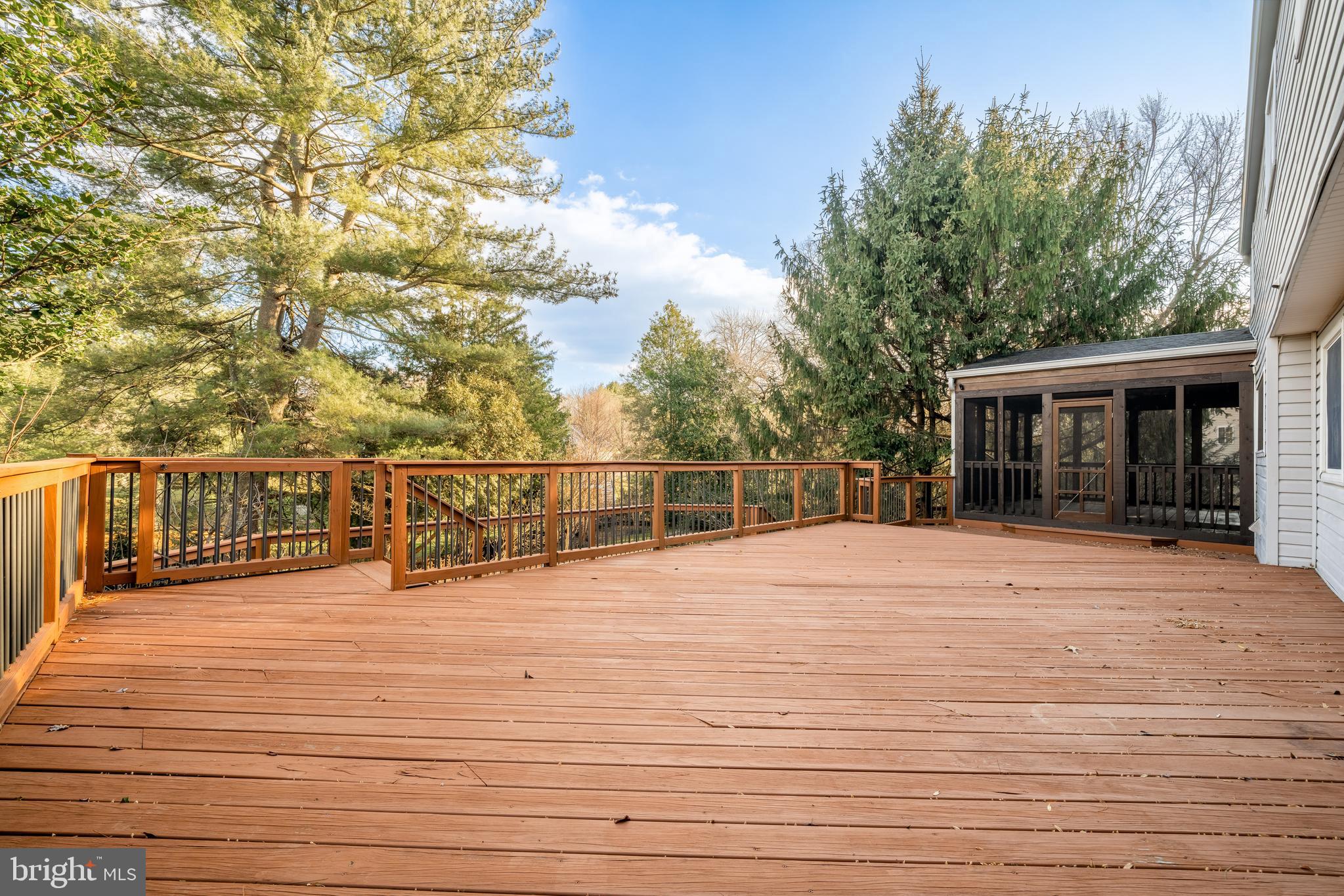 LEXINGTON ESTATES - Residential