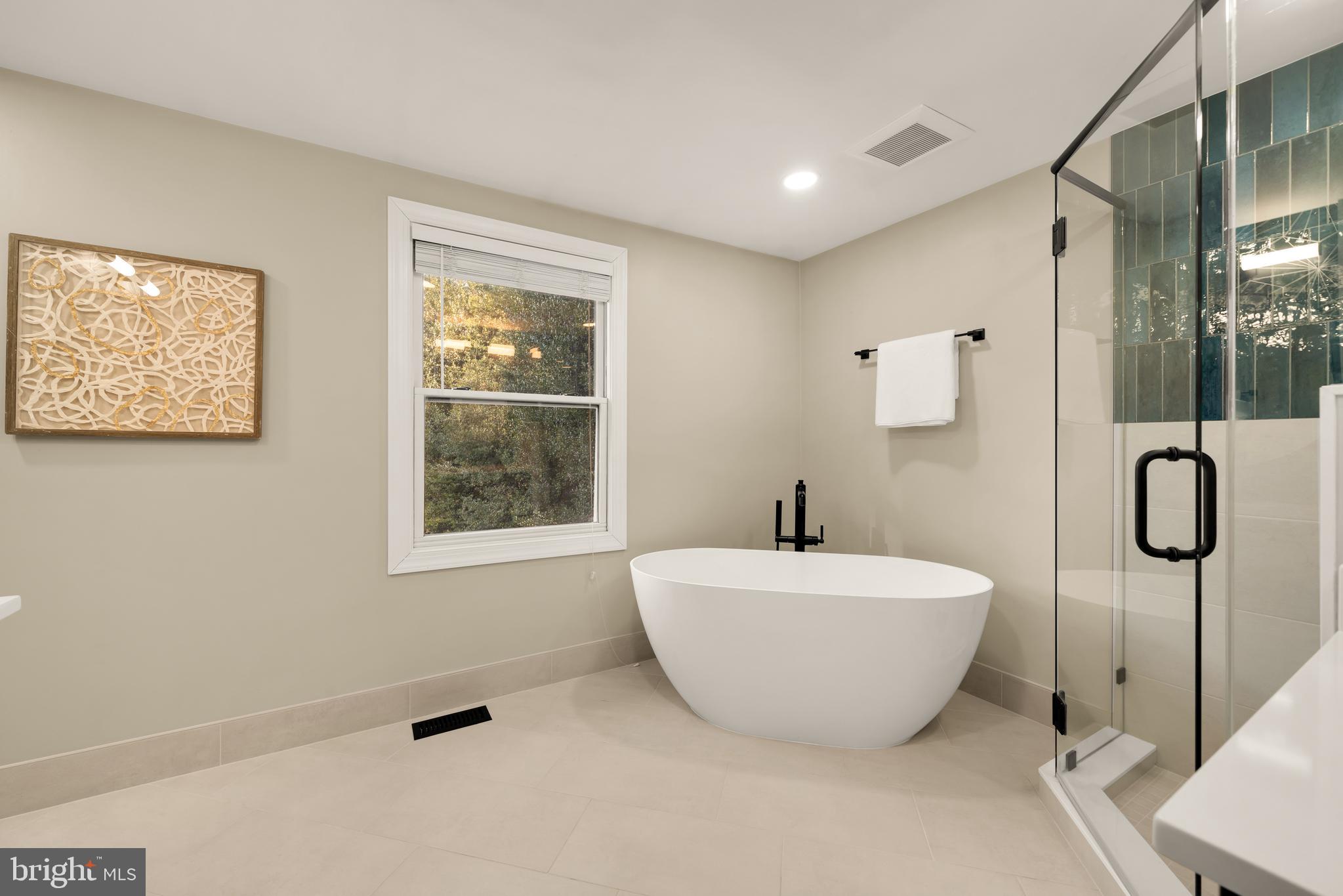 LEXINGTON ESTATES - Residential