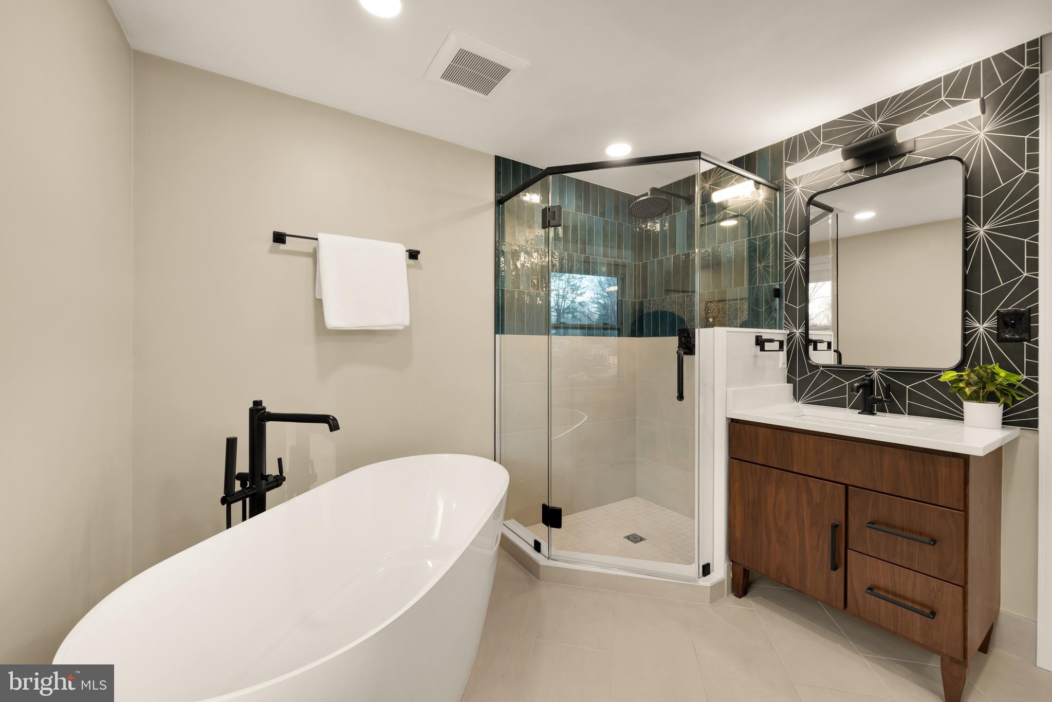 LEXINGTON ESTATES - Residential