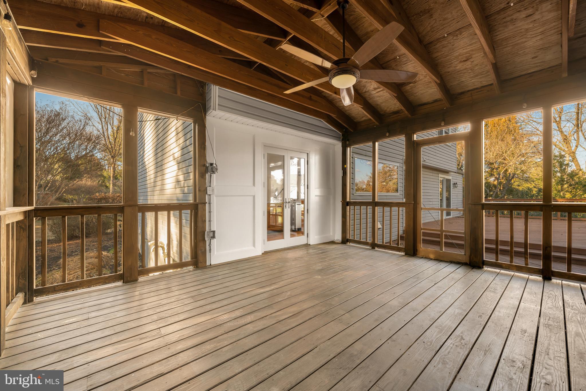 LEXINGTON ESTATES - Residential