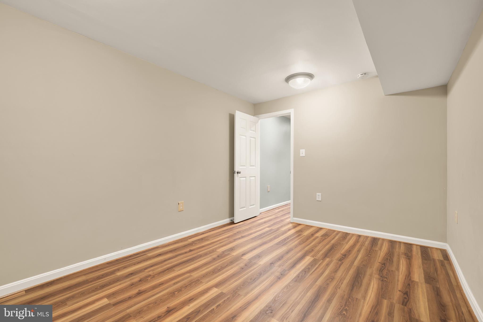 LEXINGTON ESTATES - Residential