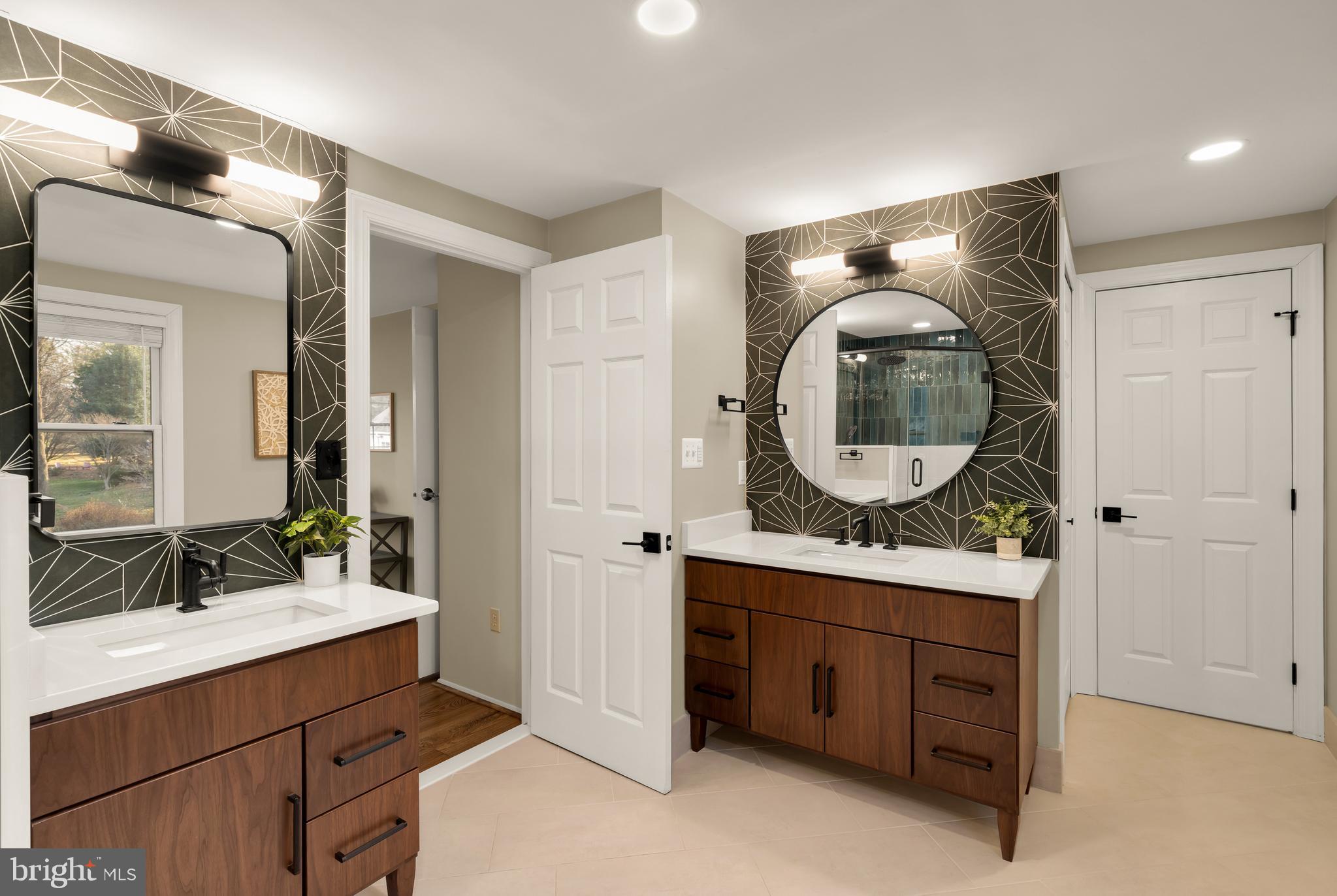 LEXINGTON ESTATES - Residential