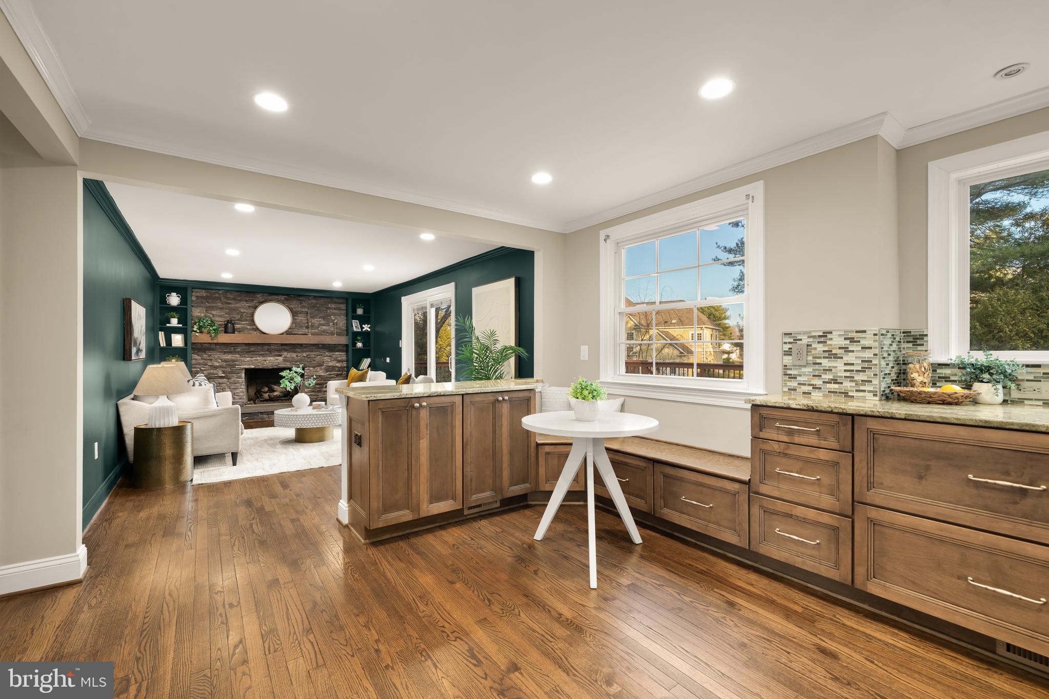 LEXINGTON ESTATES - Residential