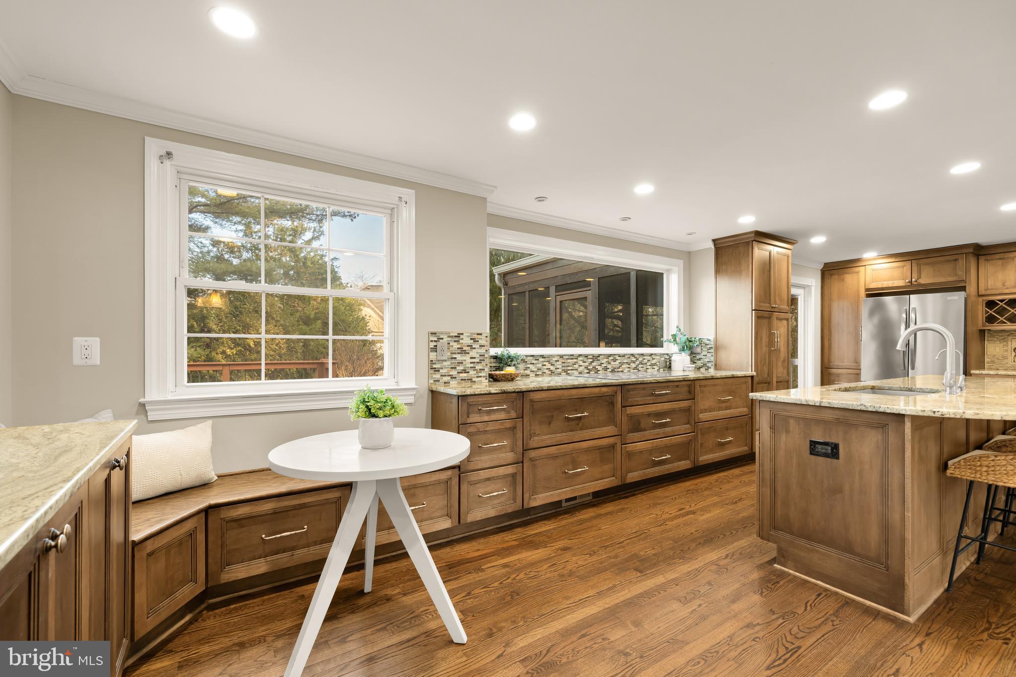 LEXINGTON ESTATES - Residential