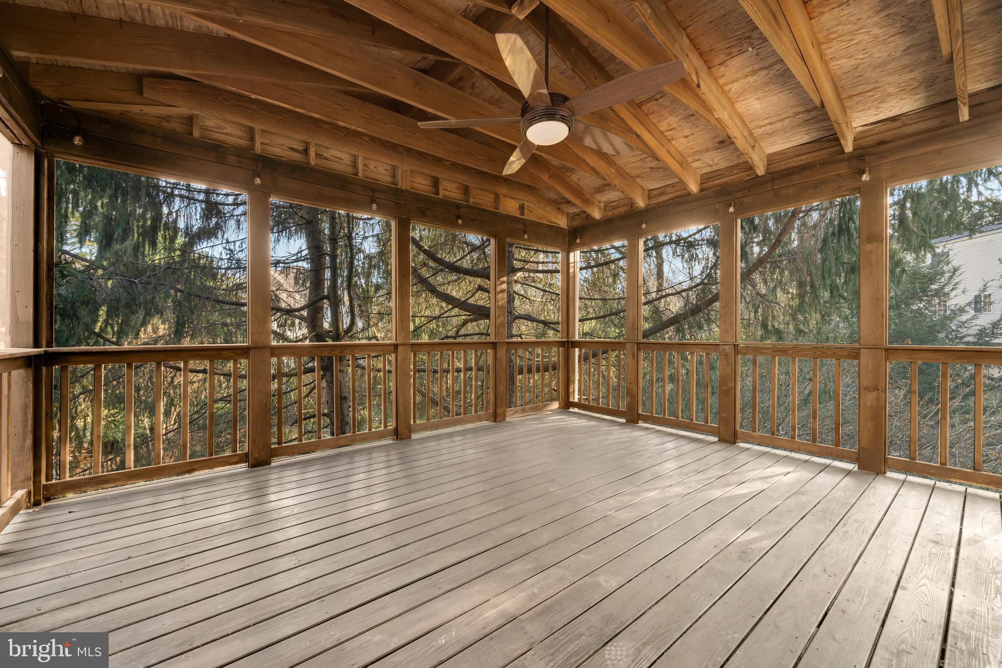 LEXINGTON ESTATES - Residential