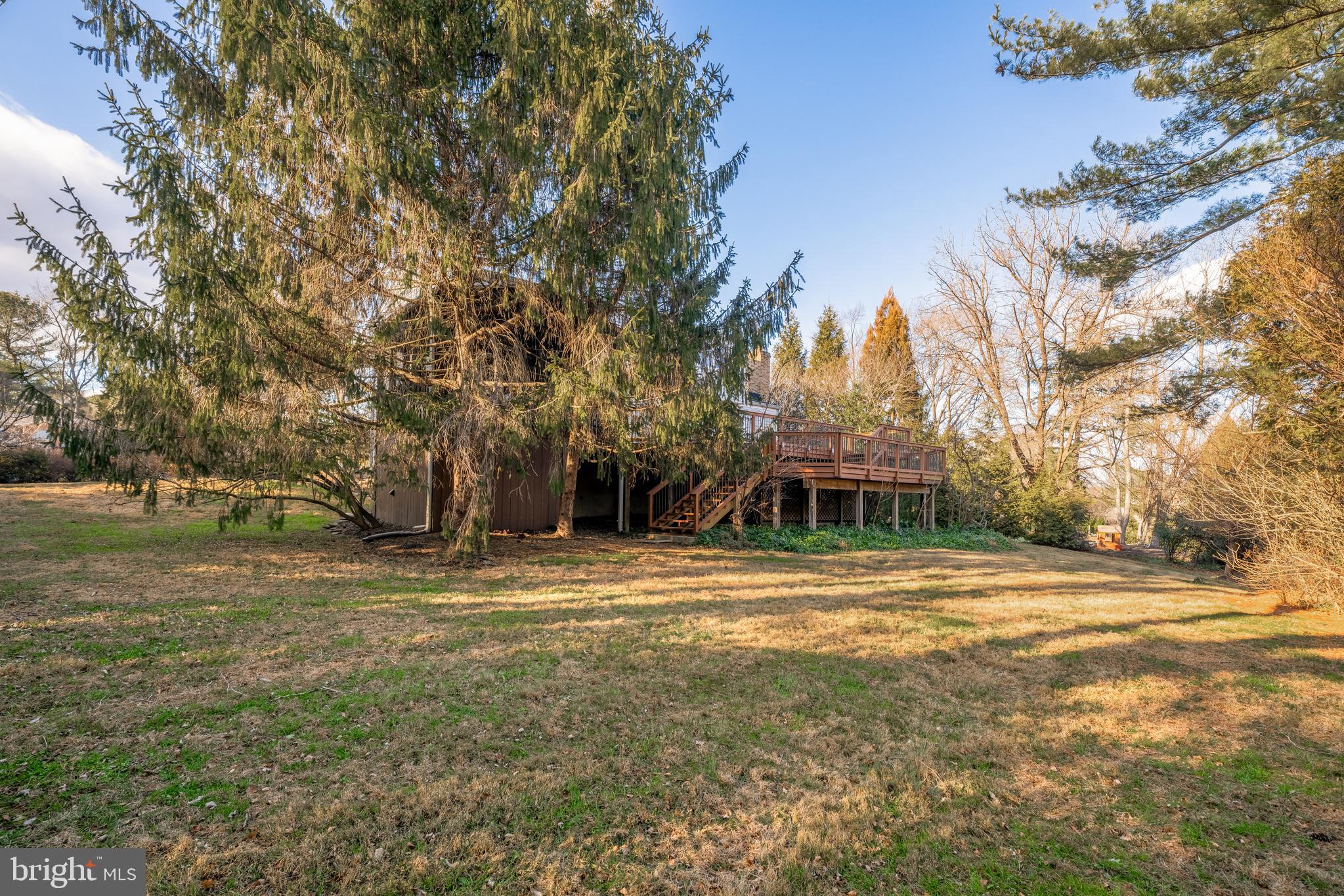 LEXINGTON ESTATES - Residential