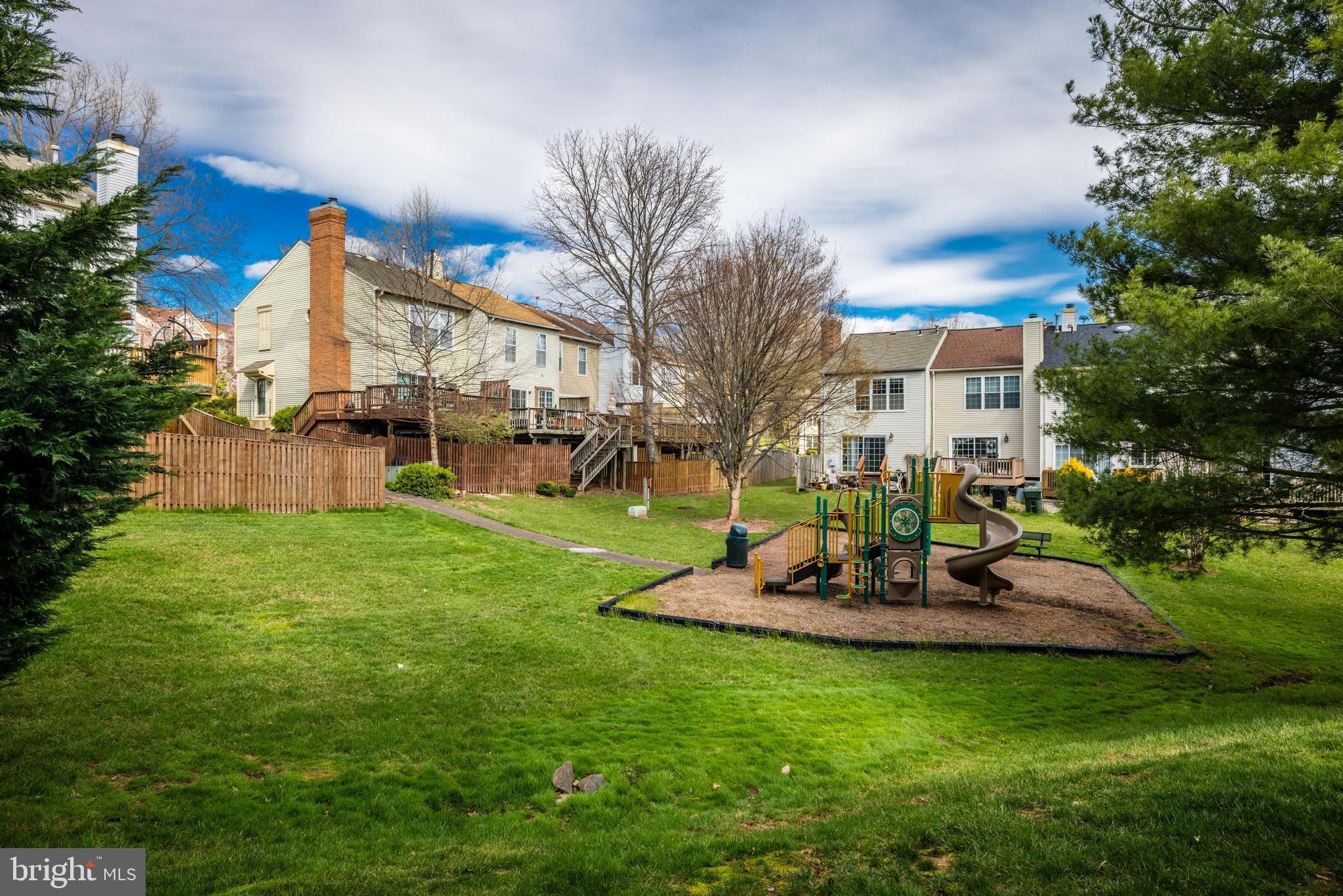 HEIGHTS AT PENDERBROOK - Residential