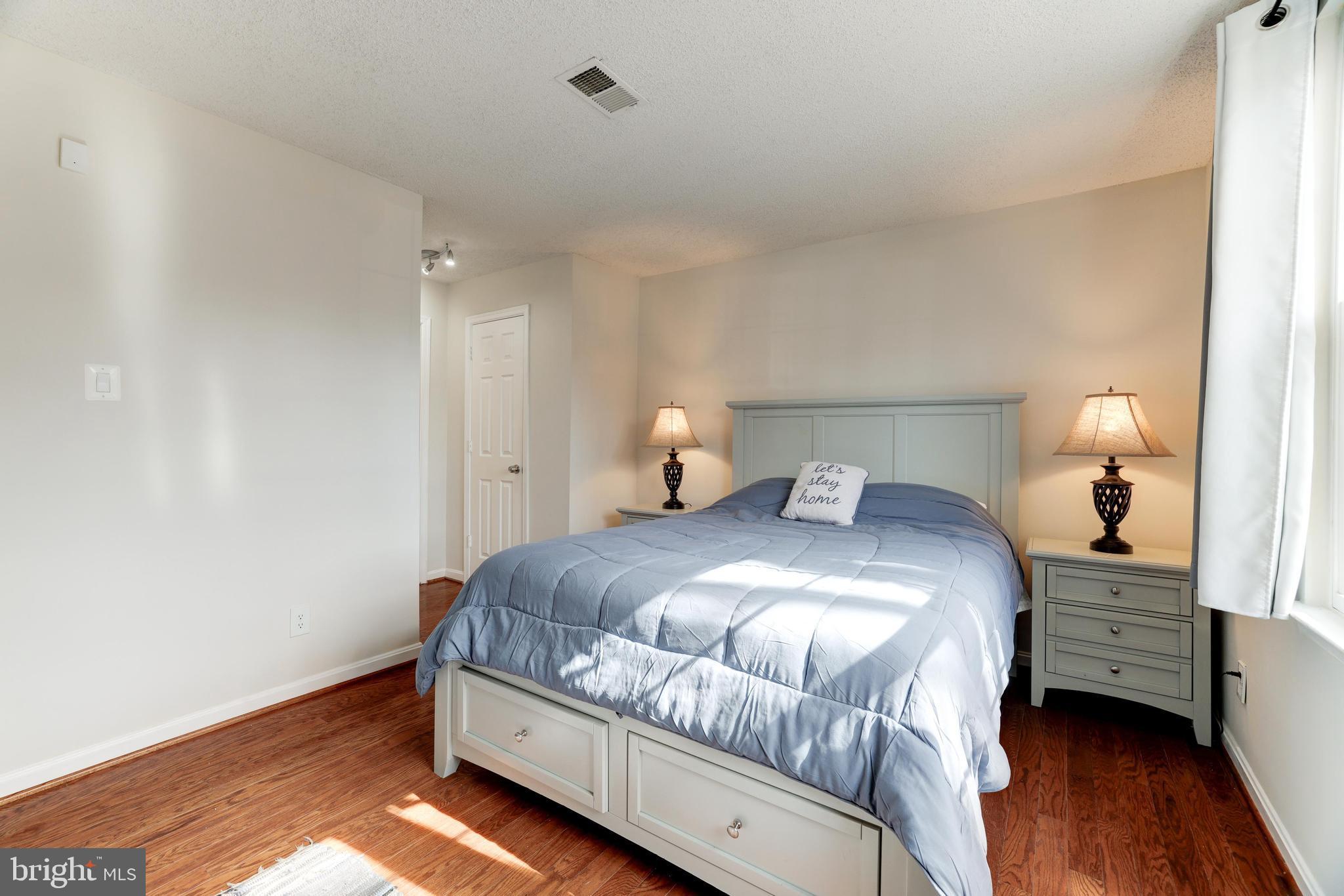 HEIGHTS AT PENDERBROOK - Residential