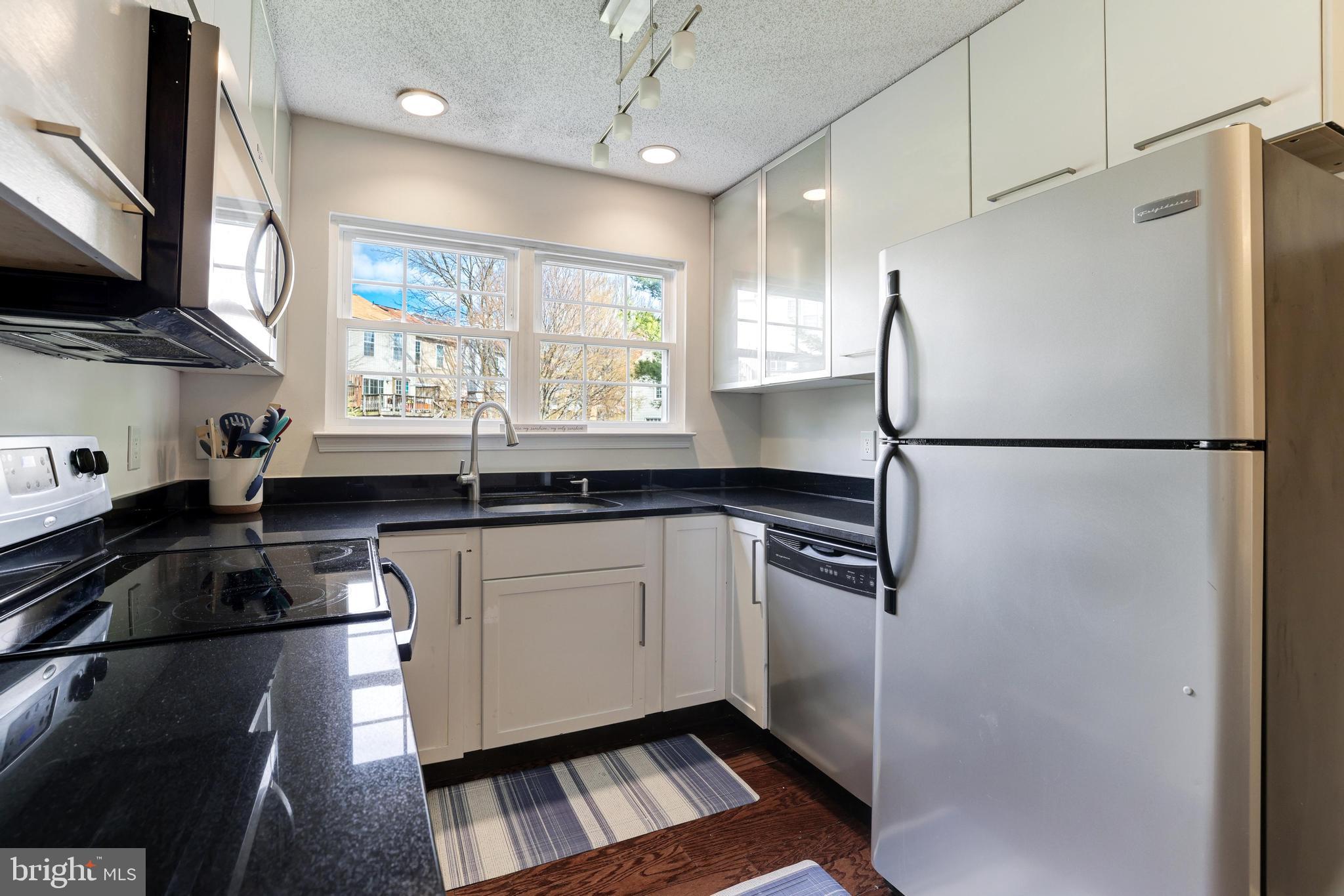 HEIGHTS AT PENDERBROOK - Residential