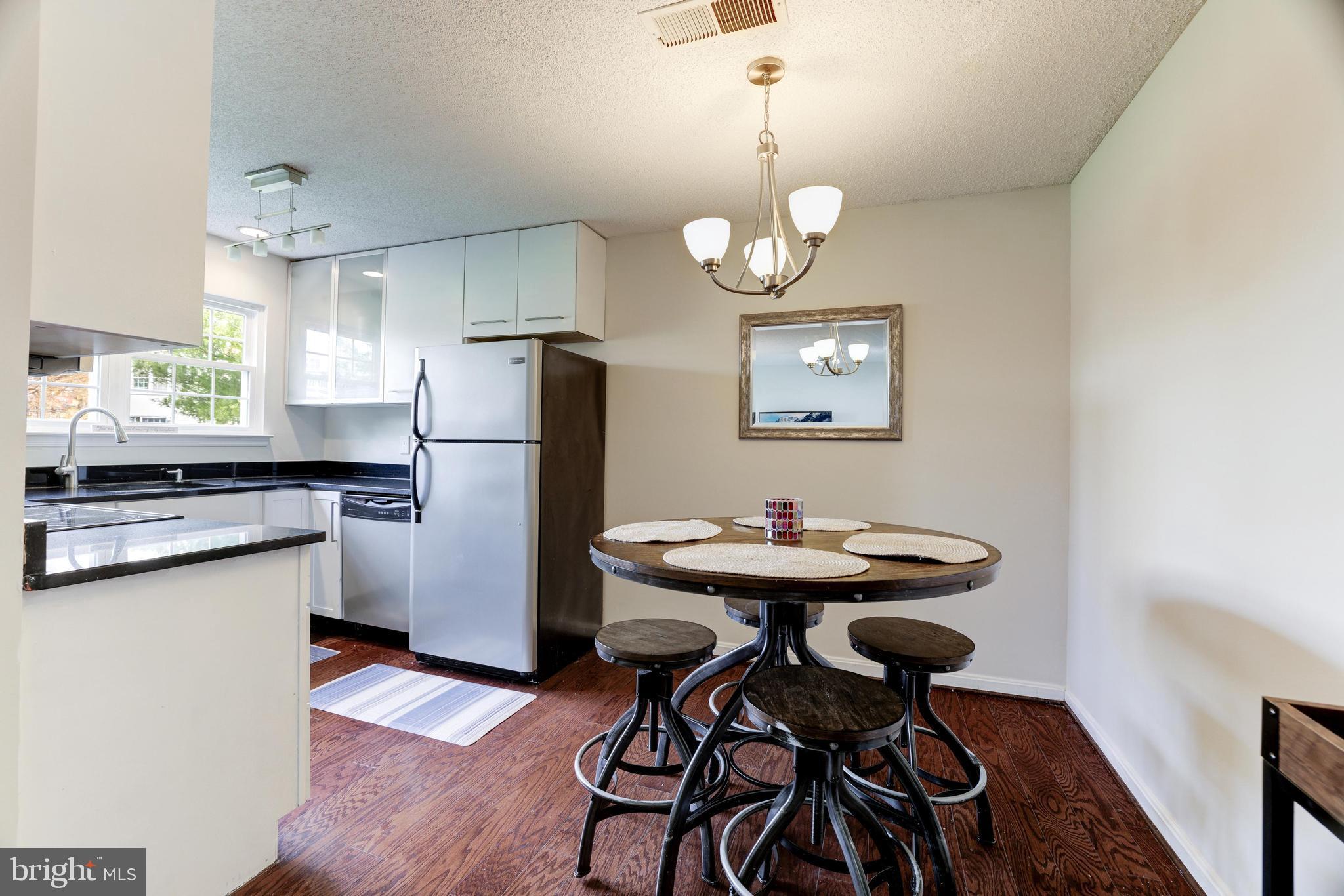 HEIGHTS AT PENDERBROOK - Residential