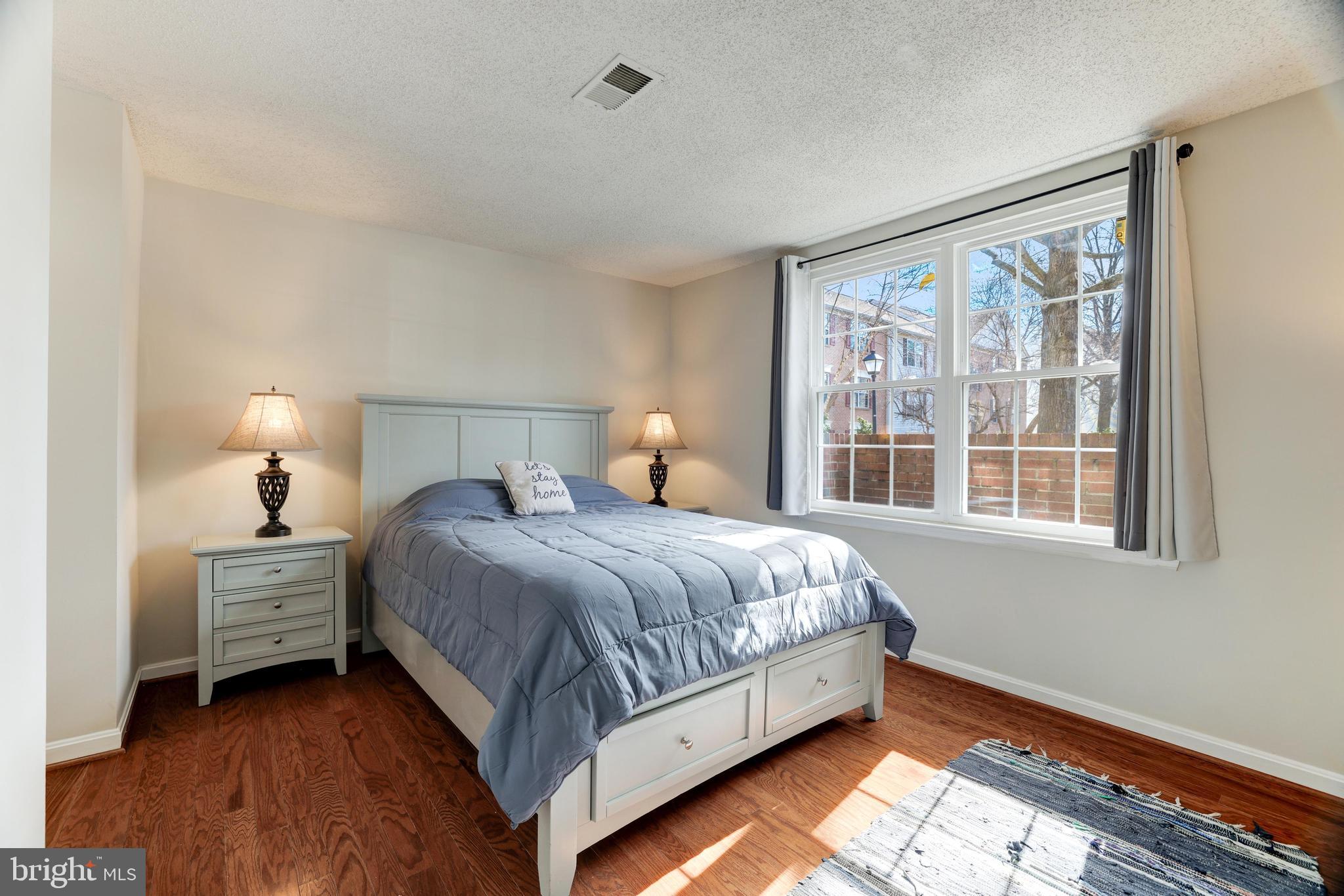 HEIGHTS AT PENDERBROOK - Residential