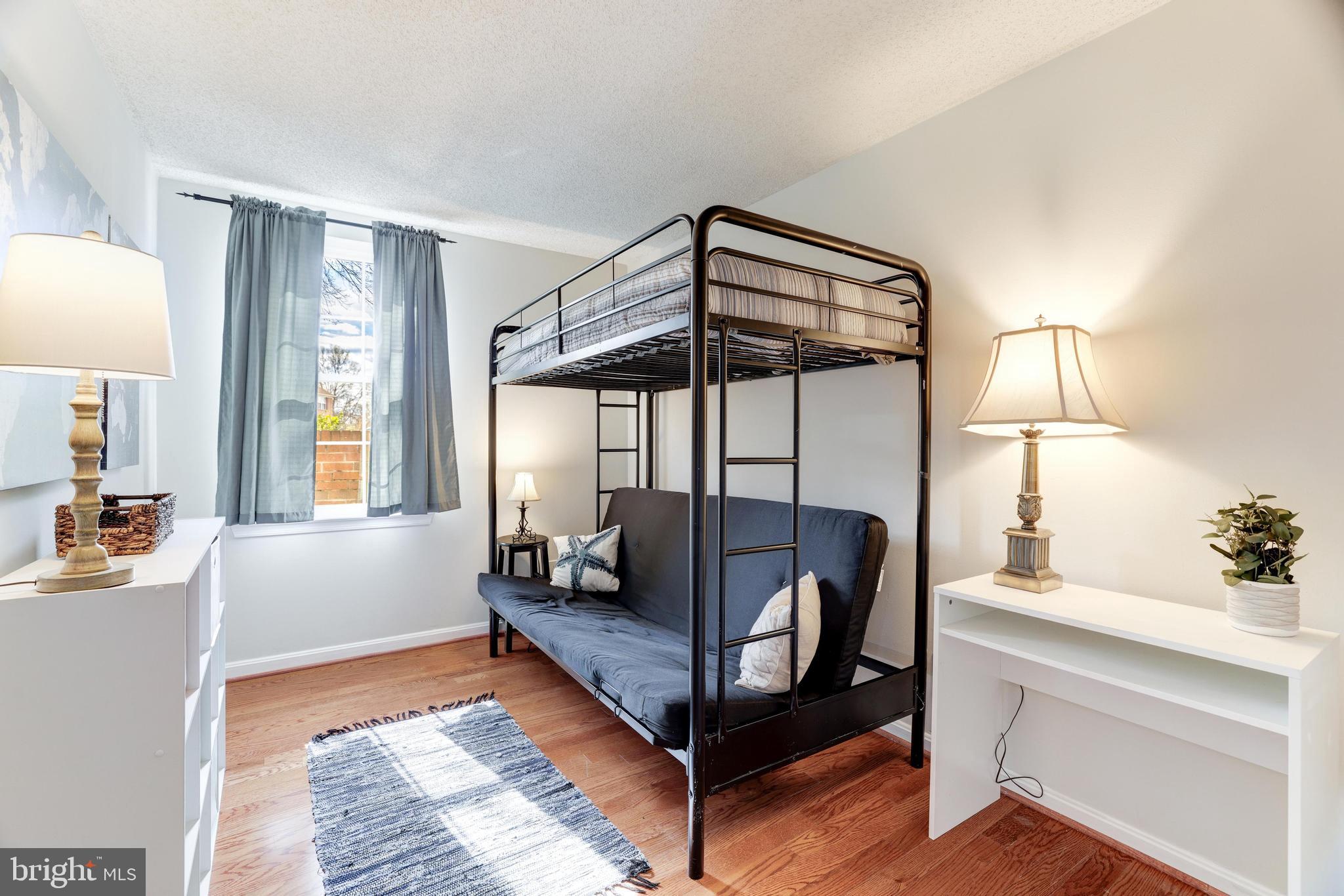 HEIGHTS AT PENDERBROOK - Residential