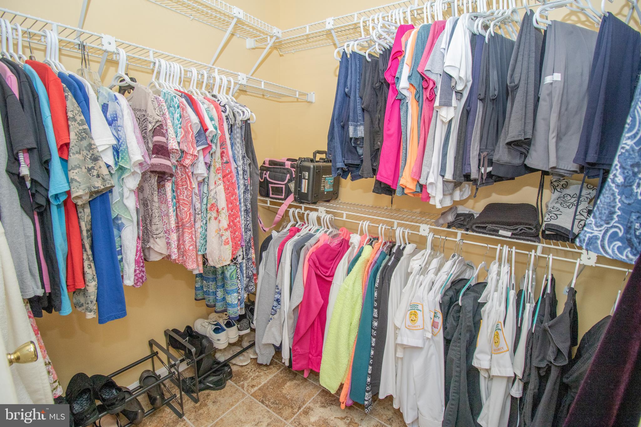 PIONEER HEIGHTS - Residential