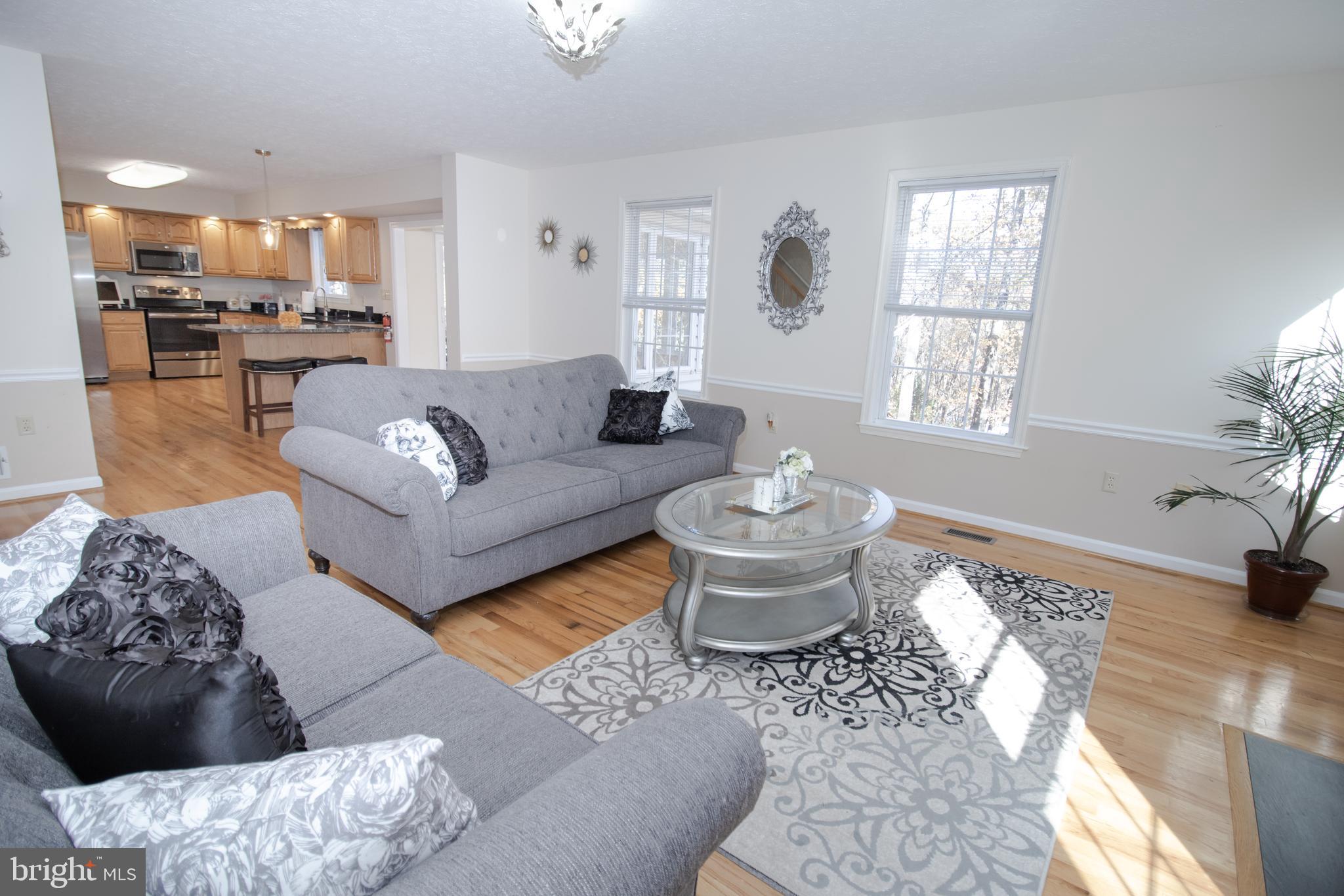 PIONEER HEIGHTS - Residential