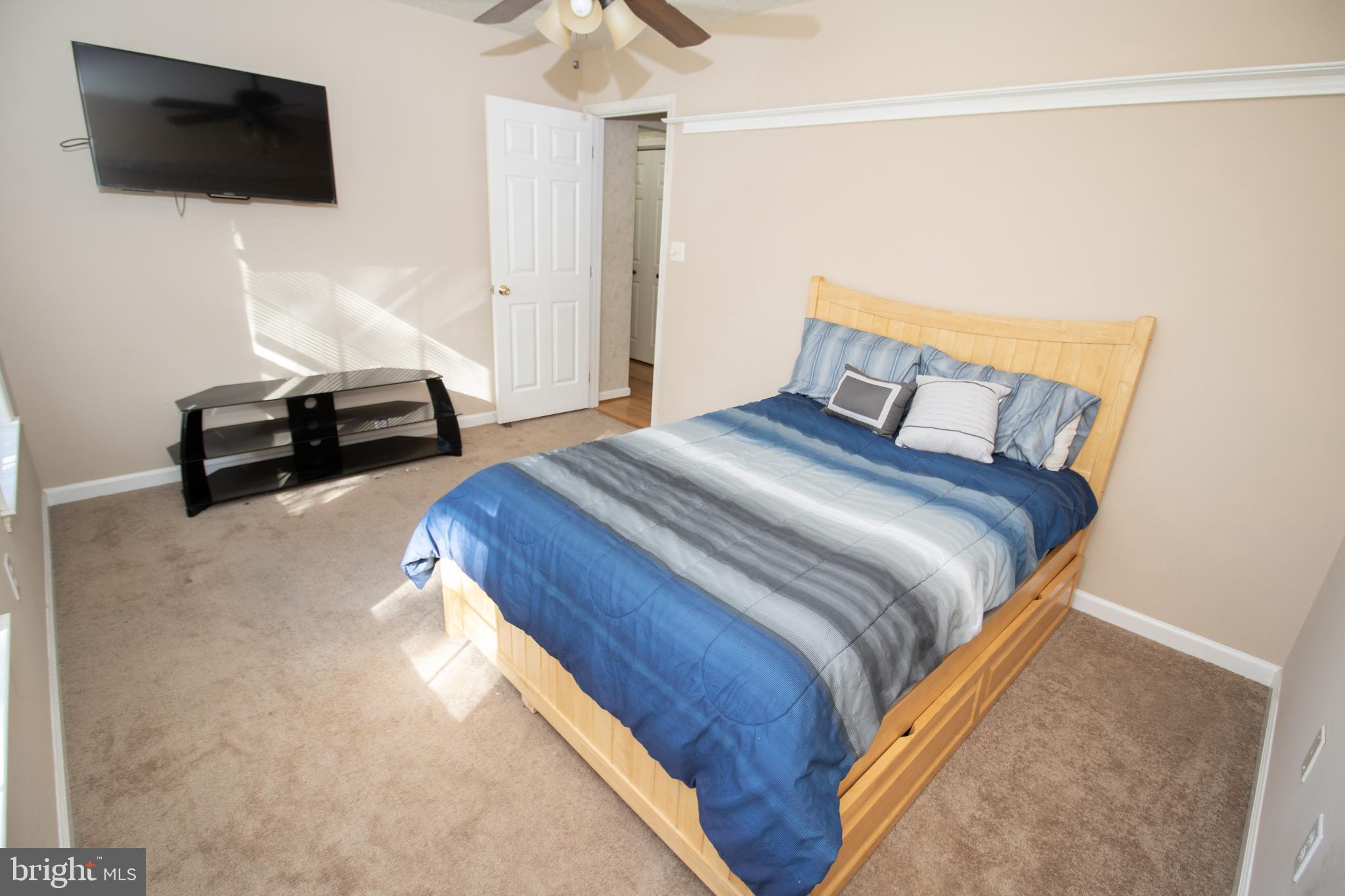 PIONEER HEIGHTS - Residential