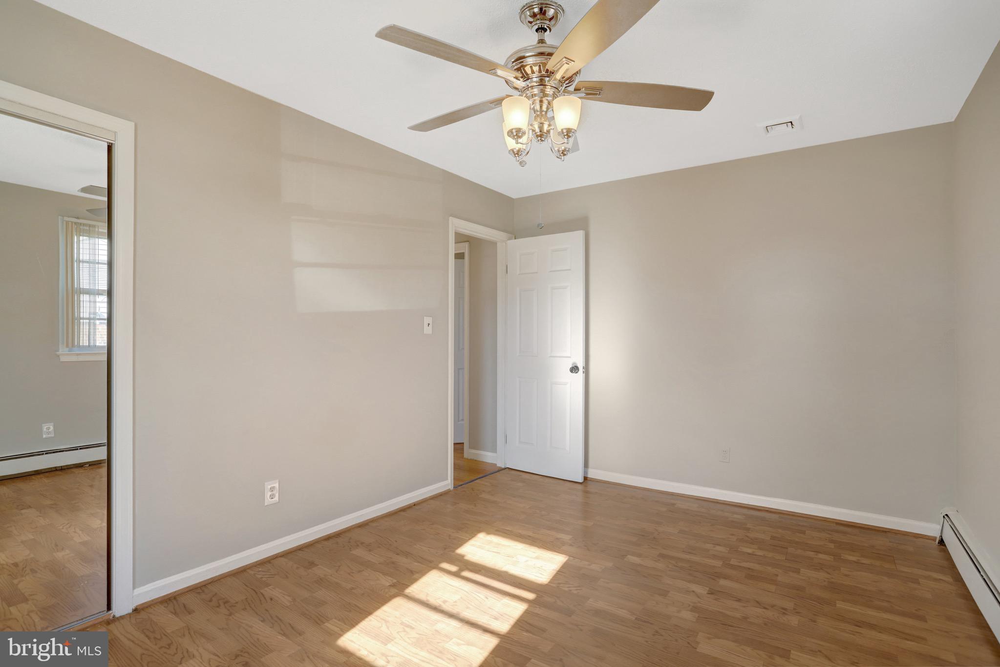 LIVINGSTON PARK - Residential