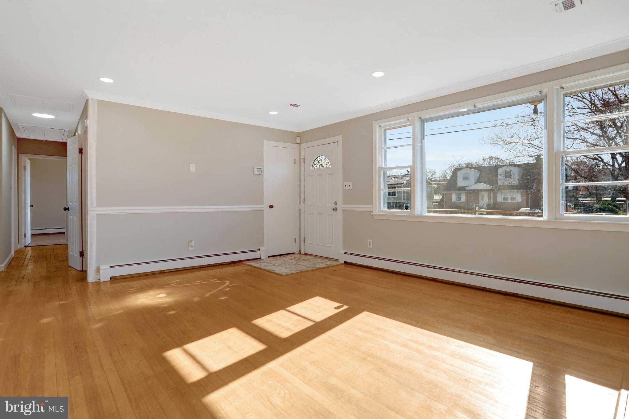 LIVINGSTON PARK - Residential