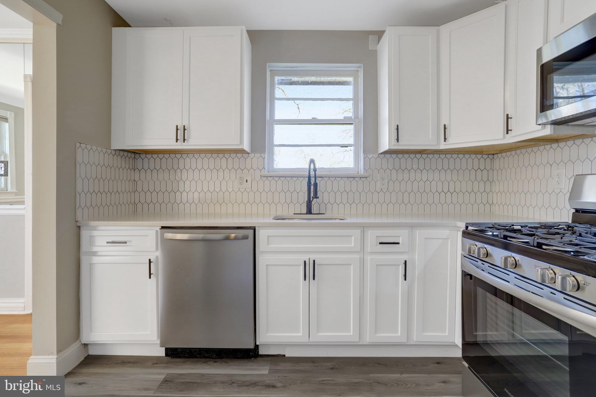 LIVINGSTON PARK - Residential