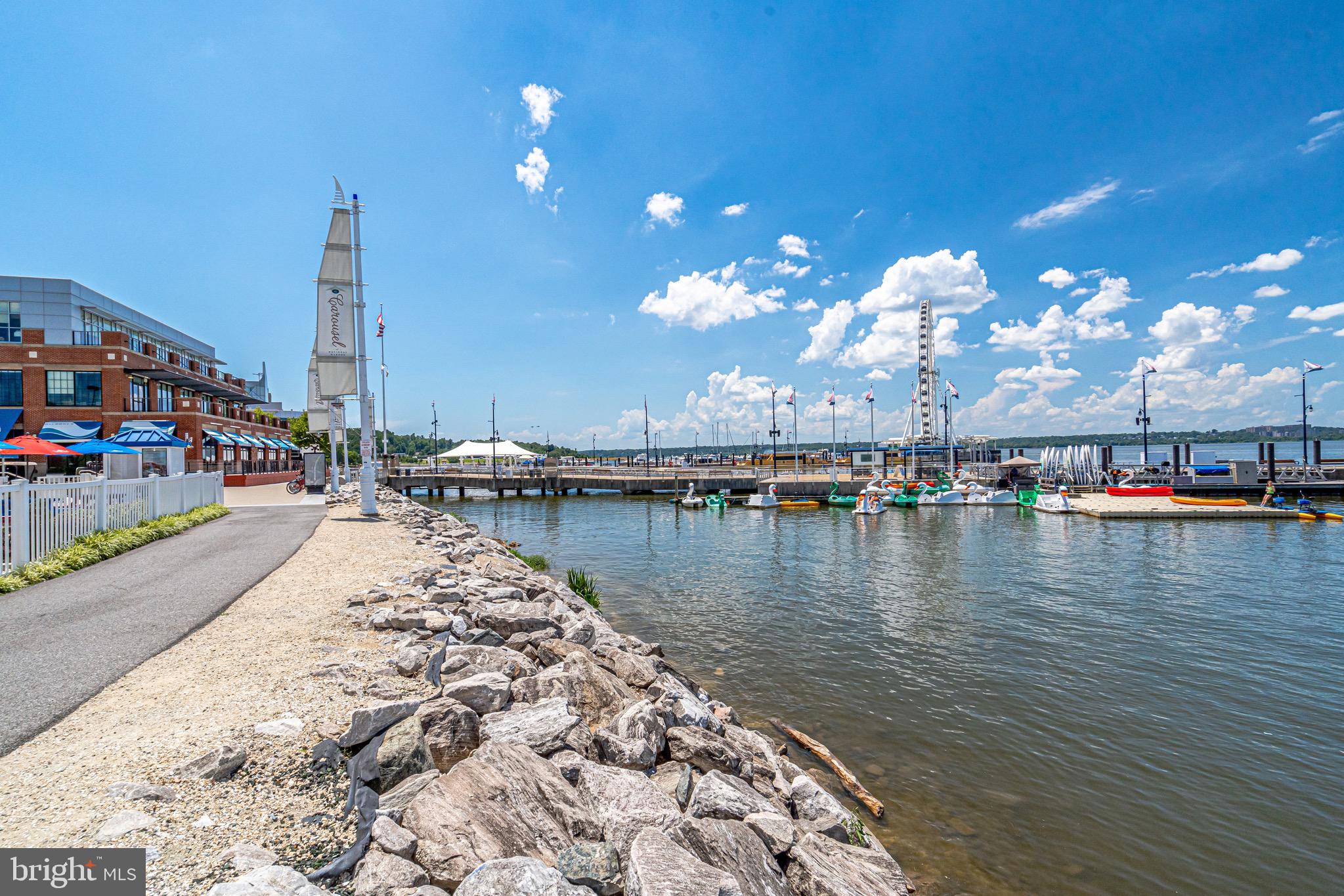 LIVINGSTON PARK - Residential