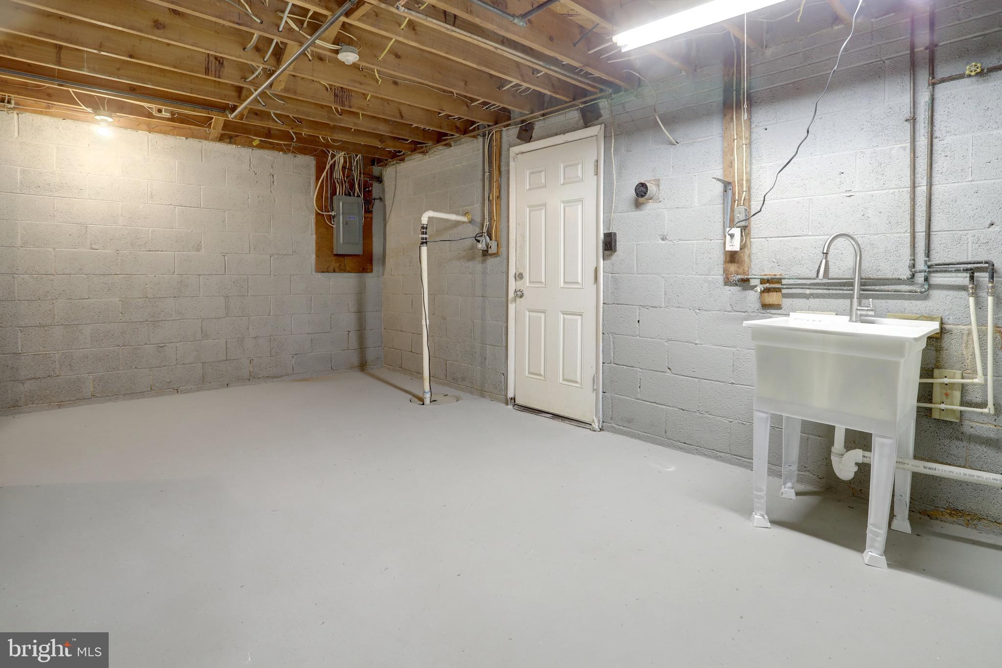 LIVINGSTON PARK - Residential