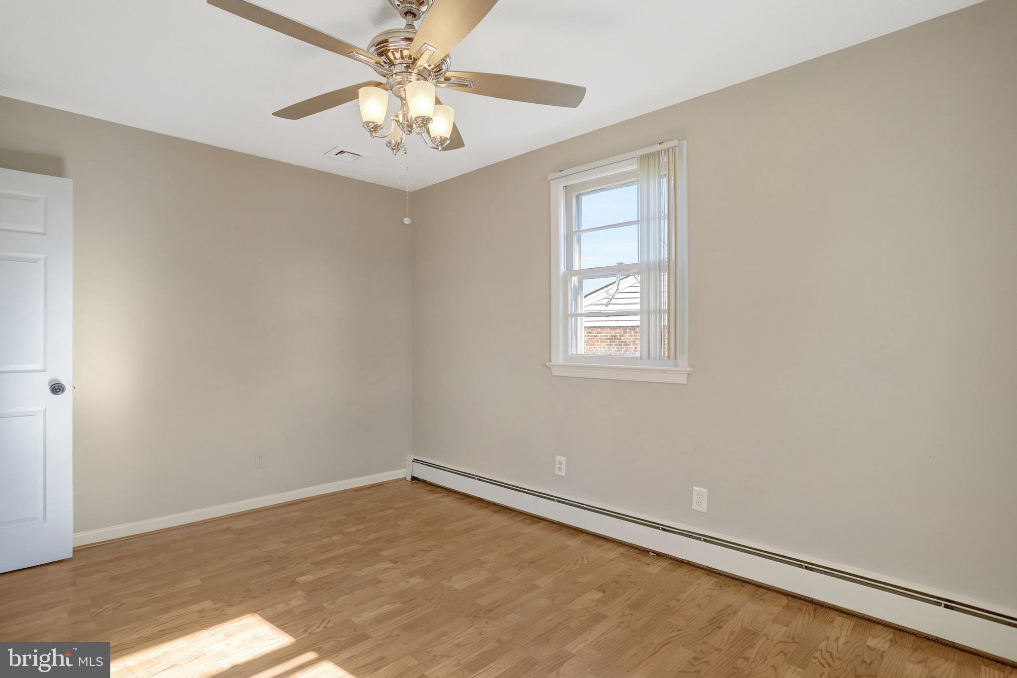 LIVINGSTON PARK - Residential