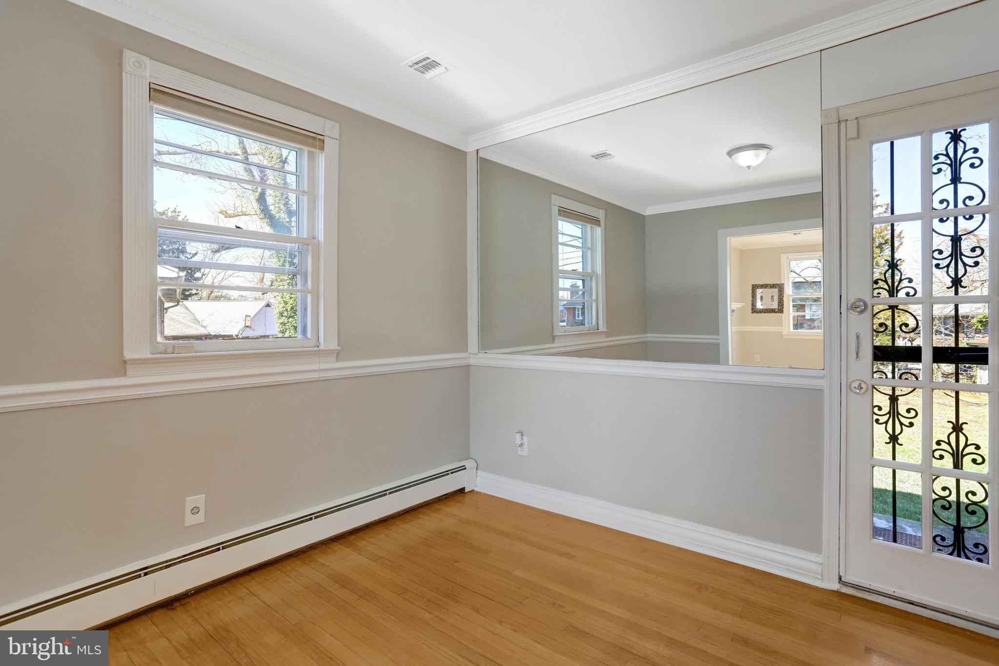 LIVINGSTON PARK - Residential