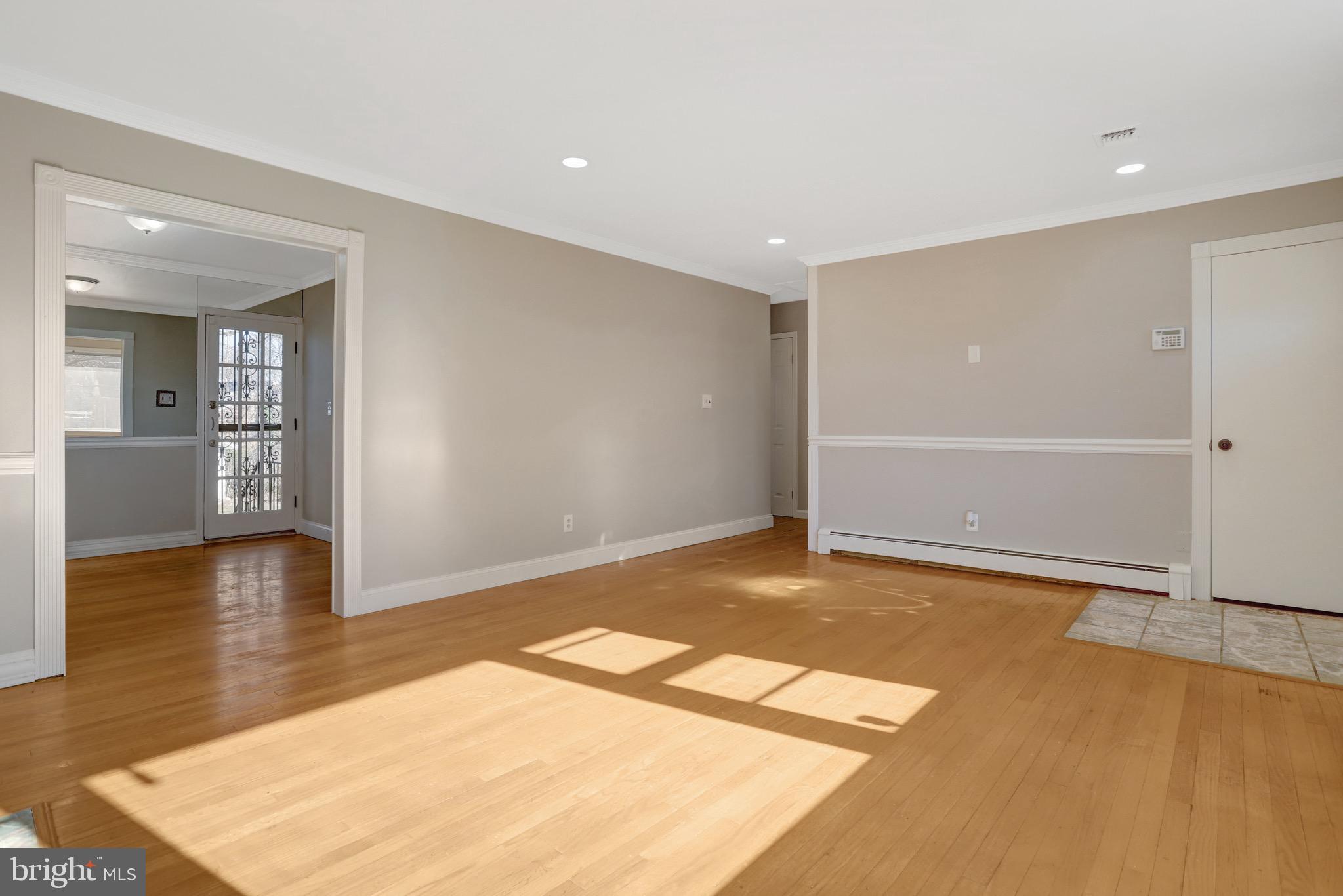 LIVINGSTON PARK - Residential