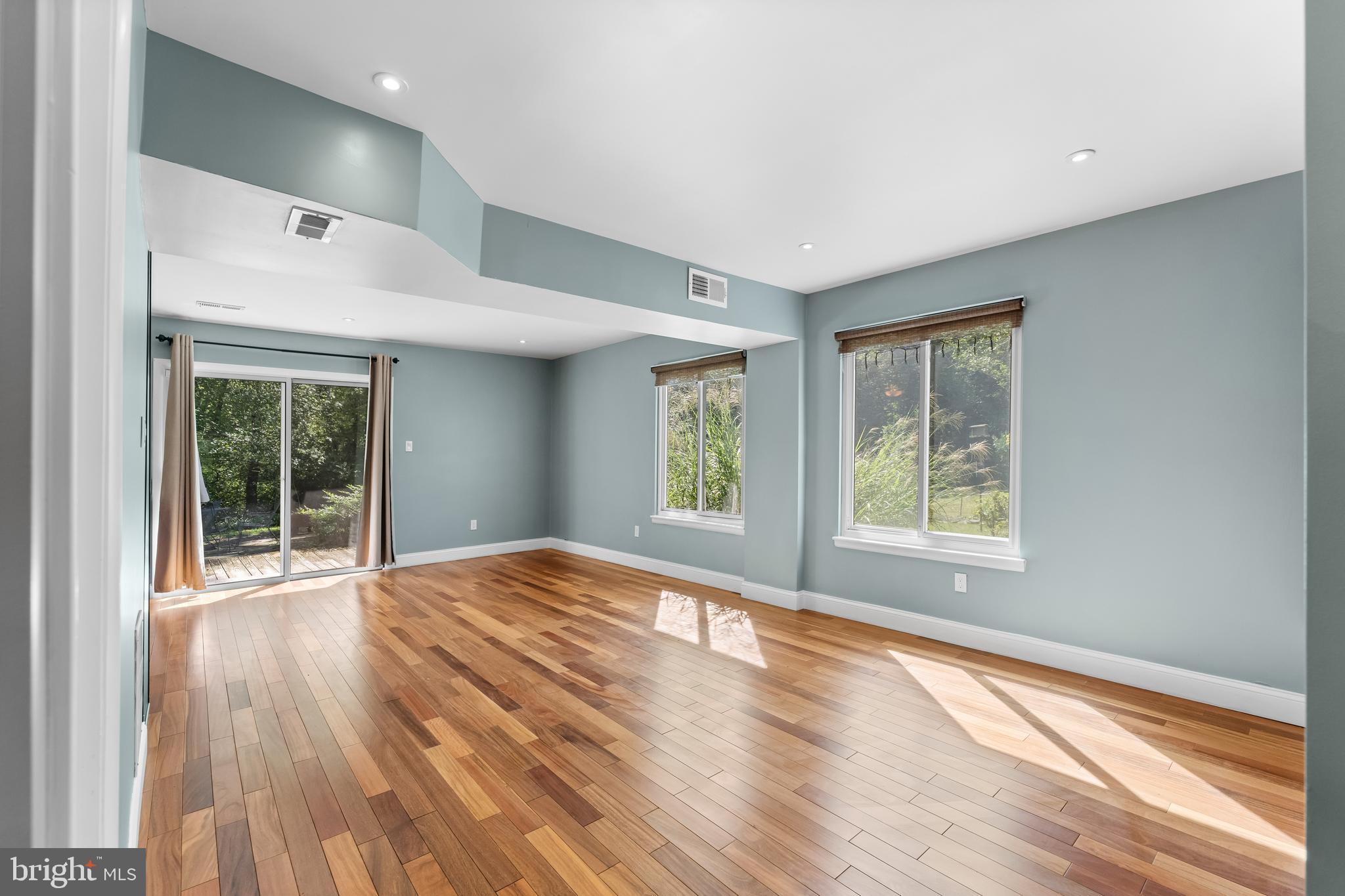 POINTER RIDGE - Residential Lease