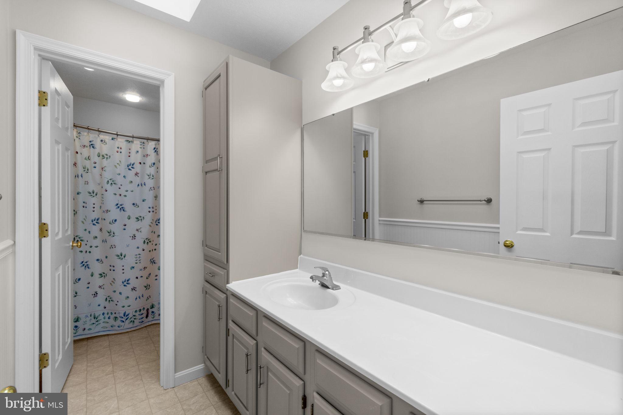 CABIN BRANCH - Residential