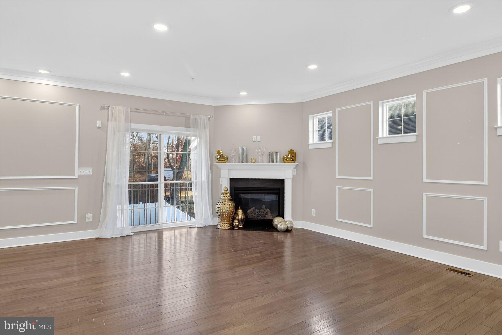 ROSEDALE TERRACE - Residential