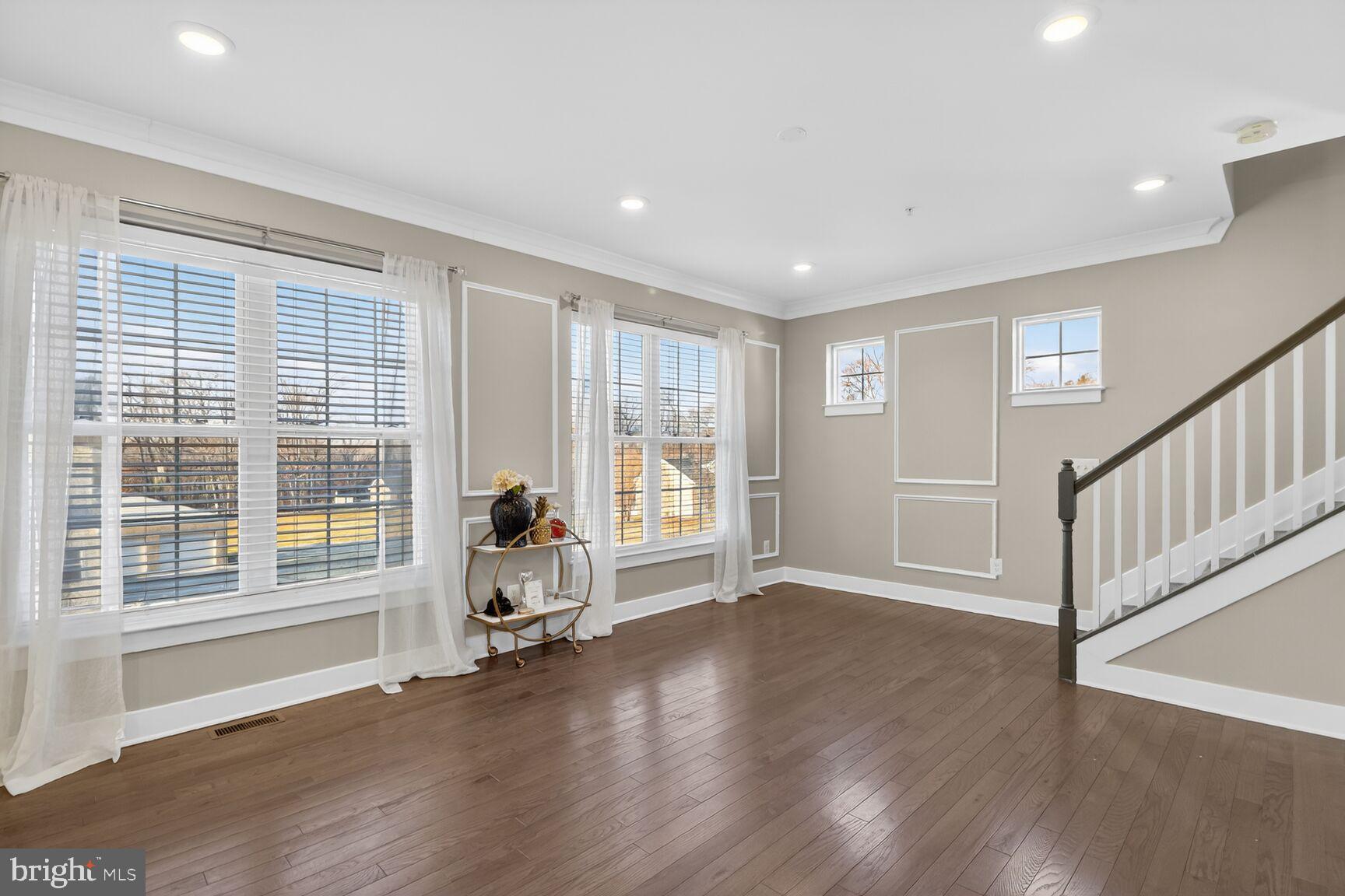 ROSEDALE TERRACE - Residential