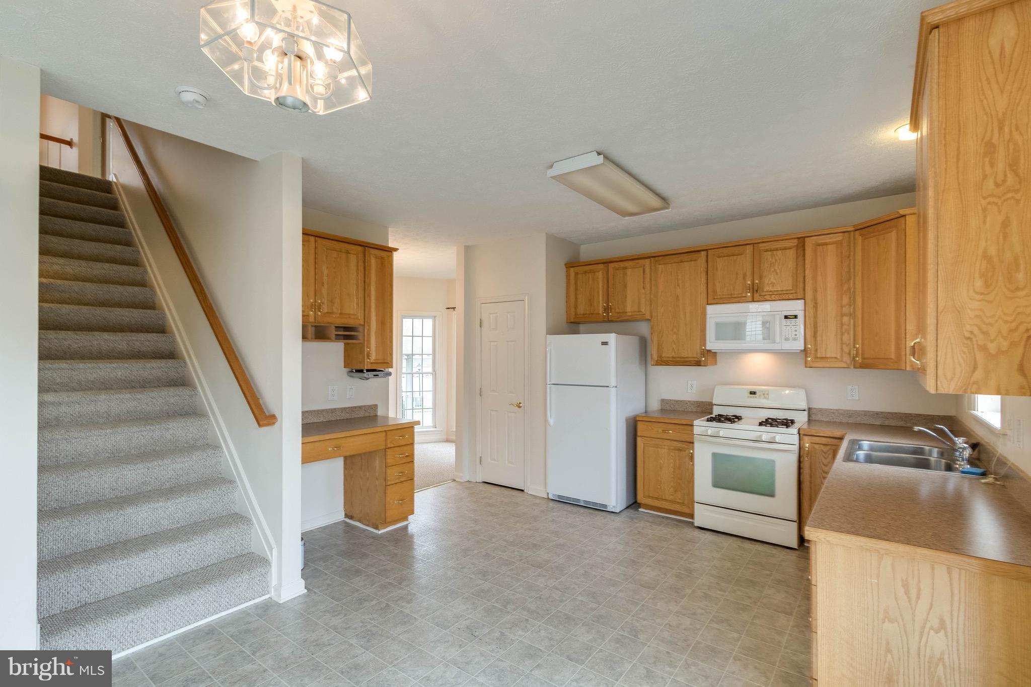 WIDEWATER VILLAGE - Residential Lease