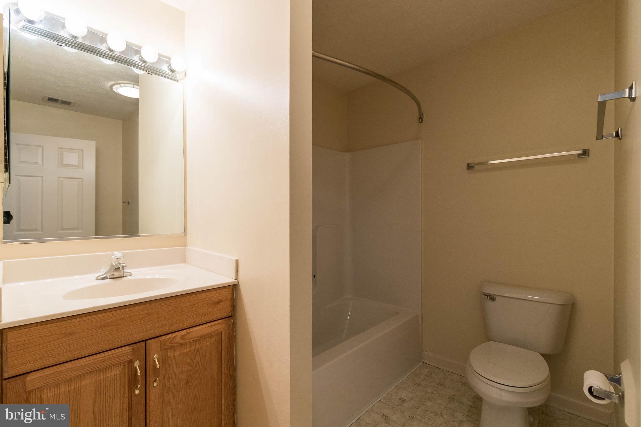 WIDEWATER VILLAGE - Residential Lease