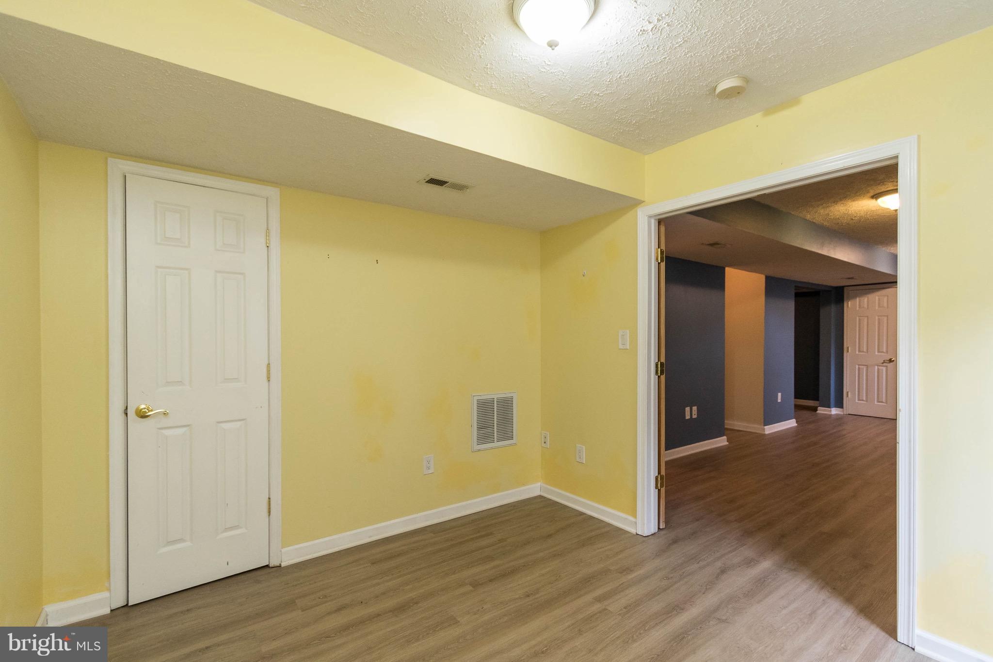 WIDEWATER VILLAGE - Residential Lease