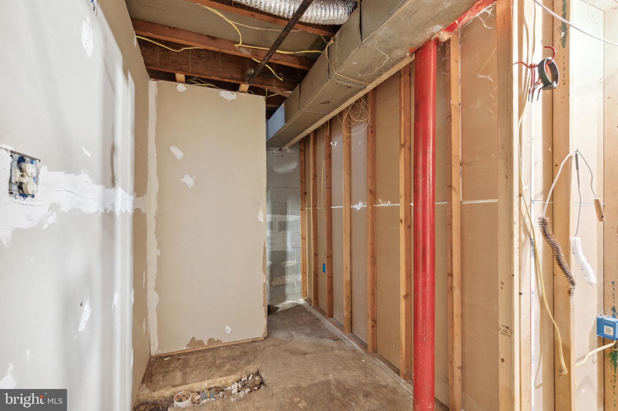 RADNOR WINSTON - Residential