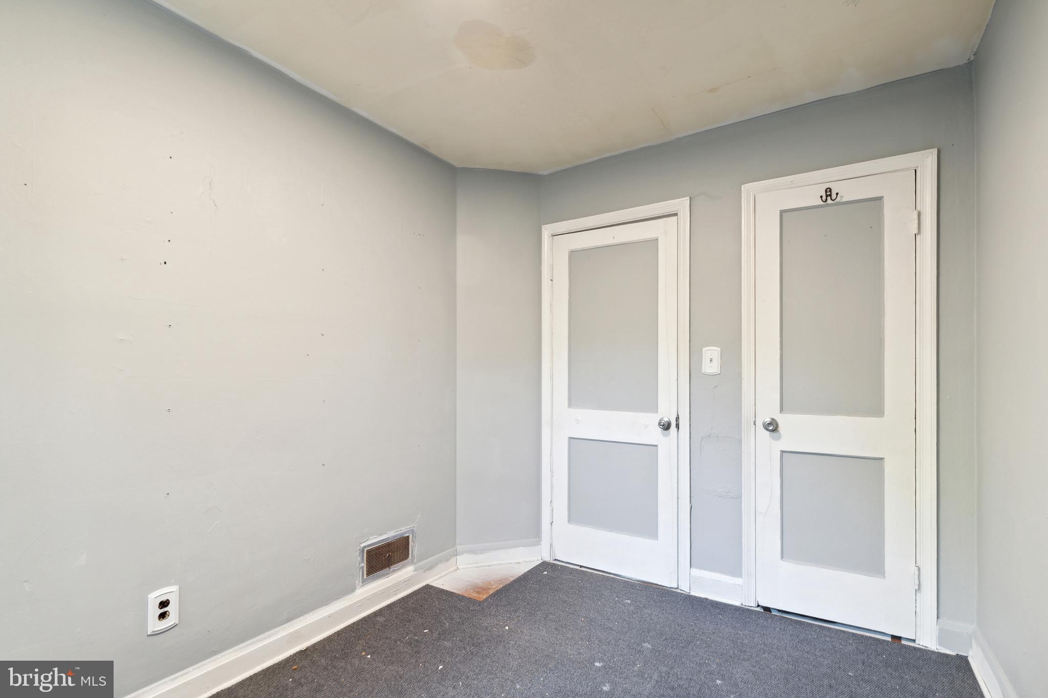 RADNOR WINSTON - Residential